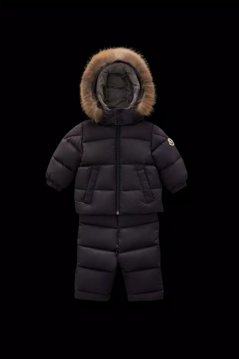 Combinaison De Ski New Mauger Bleu Nuit Manteaux Children Moncler Lu Combinaison De Ski New Mauger Bleu Nuit Manteaux Children Moncler Lu