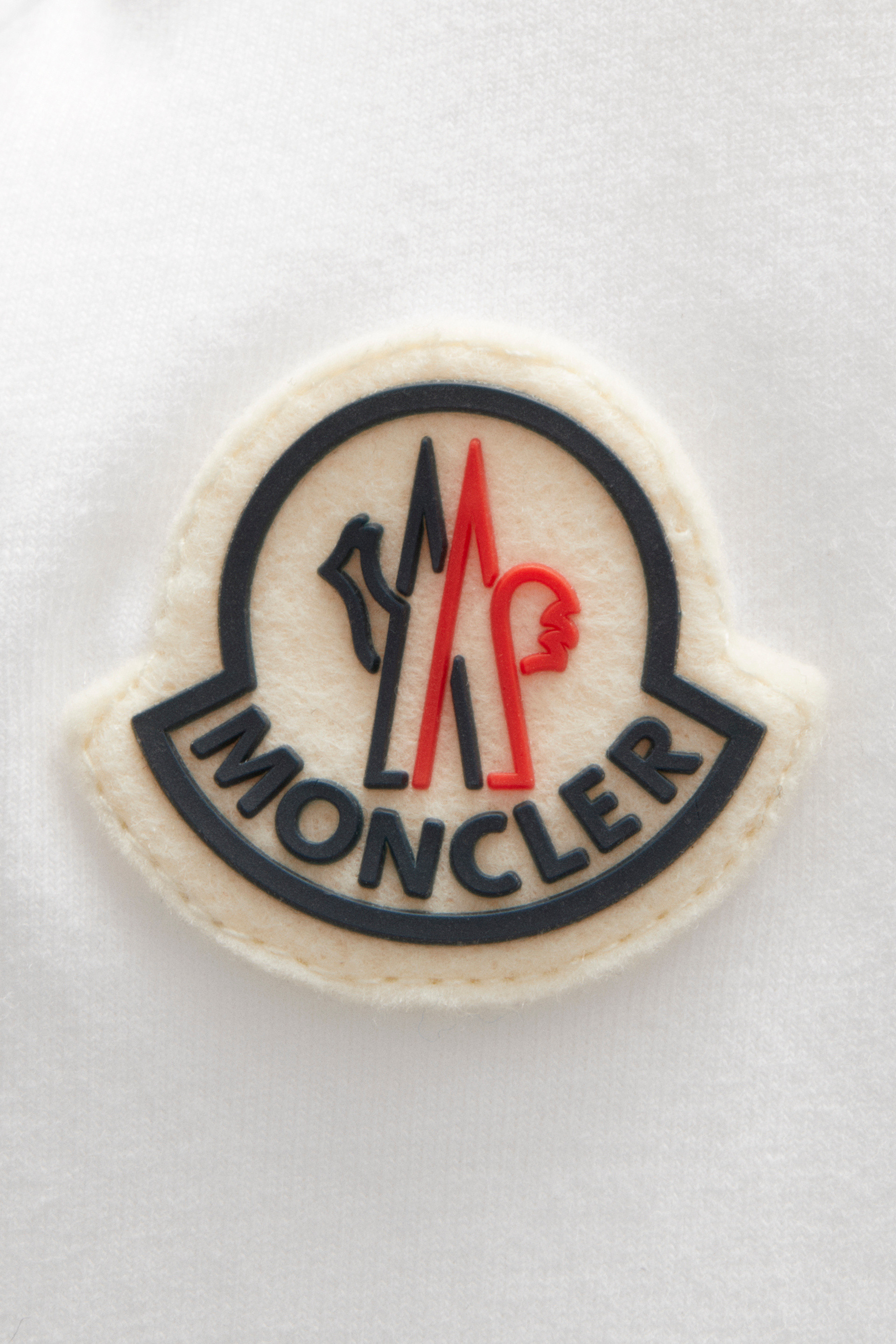 ecusson moncler