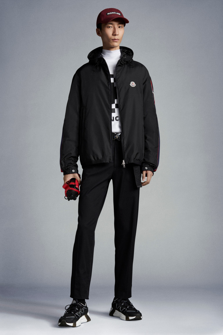 Black Necker Short Down Jacket - Jackets for Men | Moncler GB