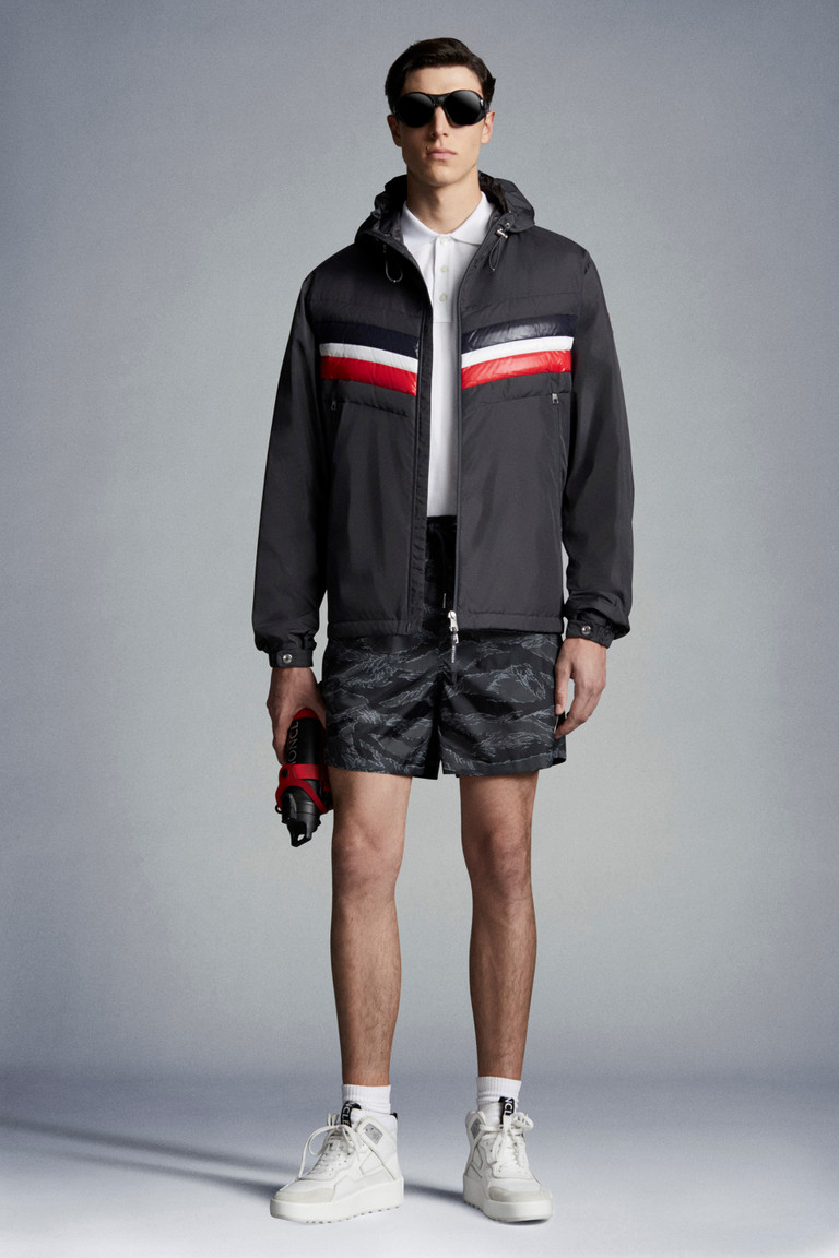 moncler rain mac