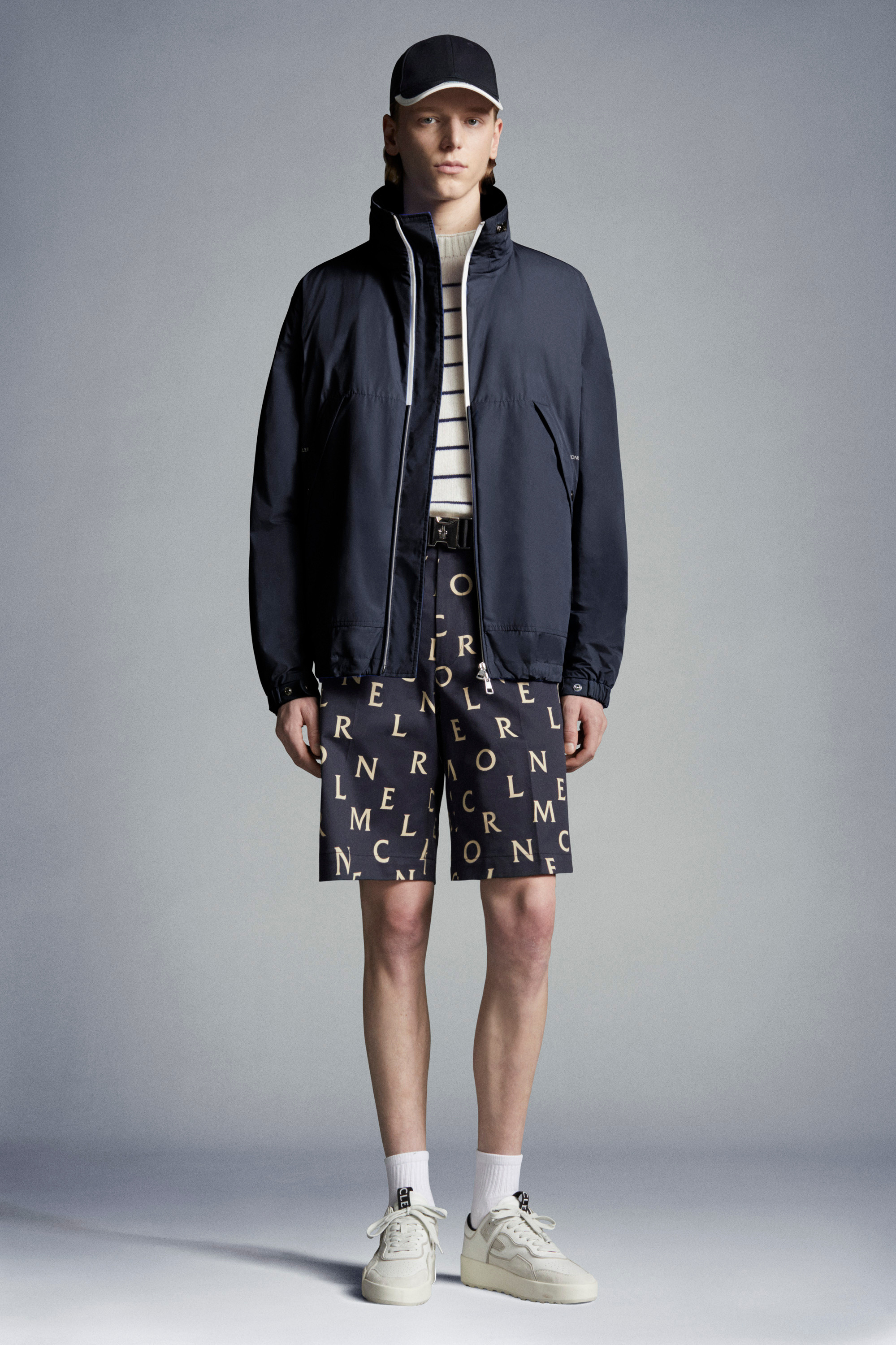 Short Down Jackets for Men - Outerwear | Moncler MT