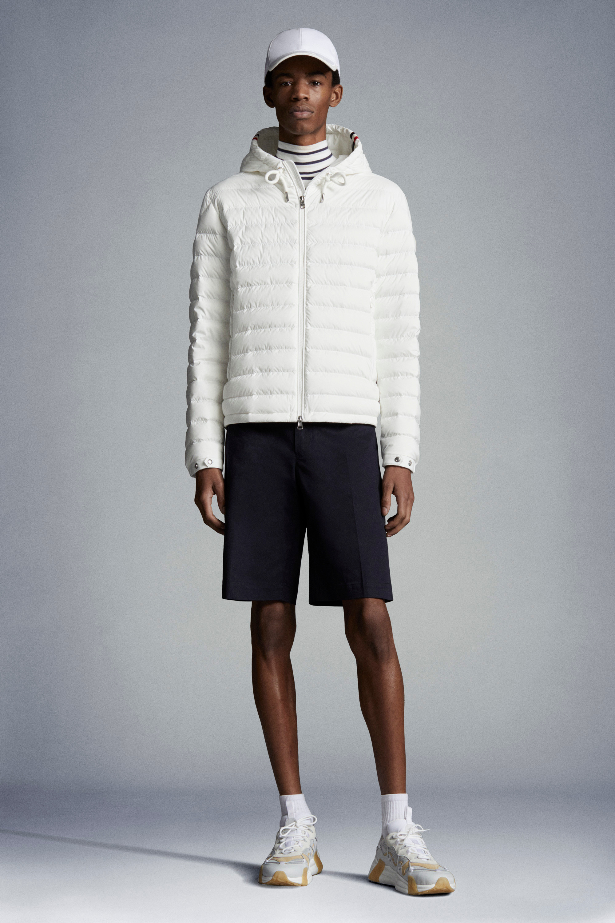 Short Down Jackets for Men - Outerwear | Moncler SK