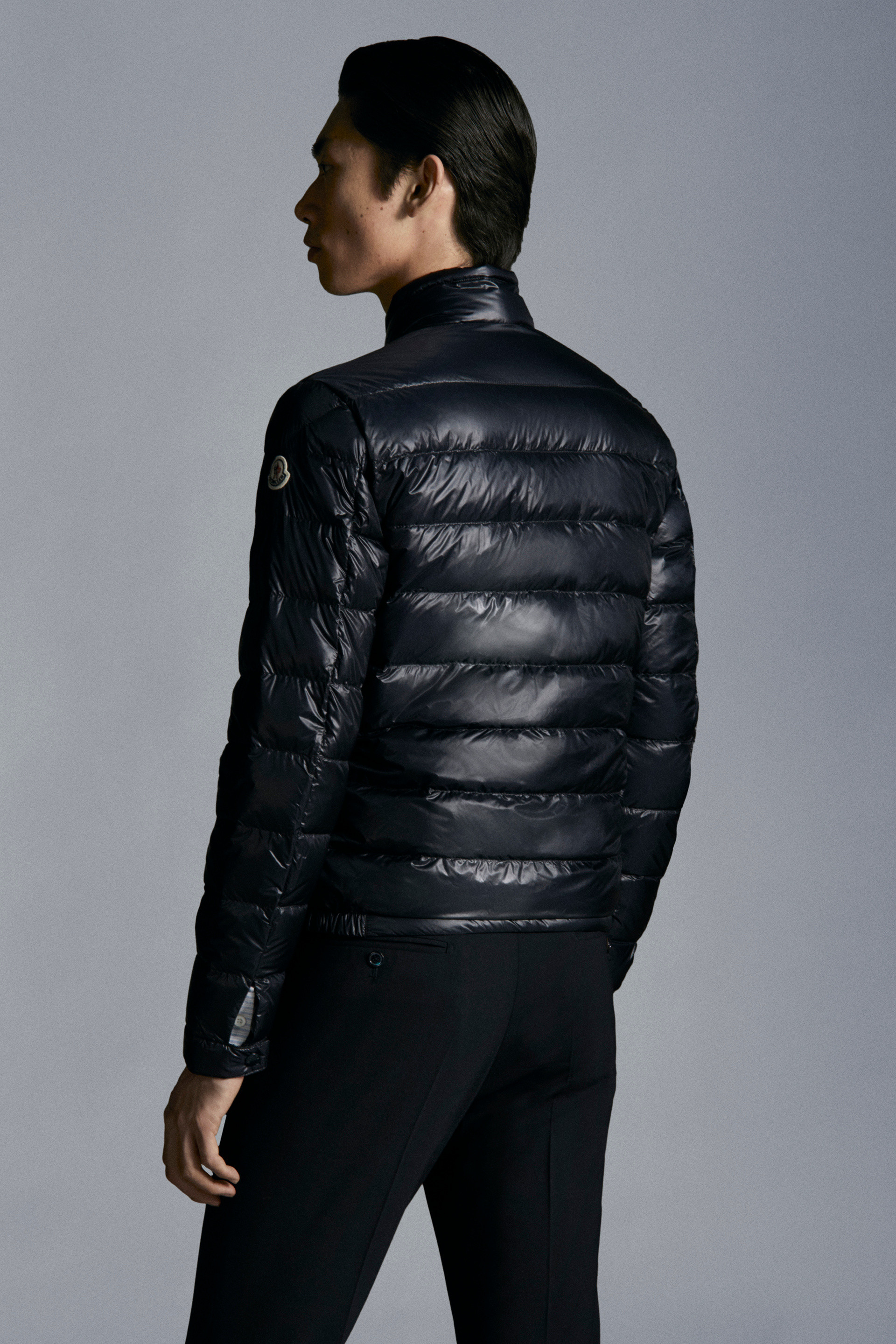 Short Down Jackets for Men - Outerwear | Moncler SE