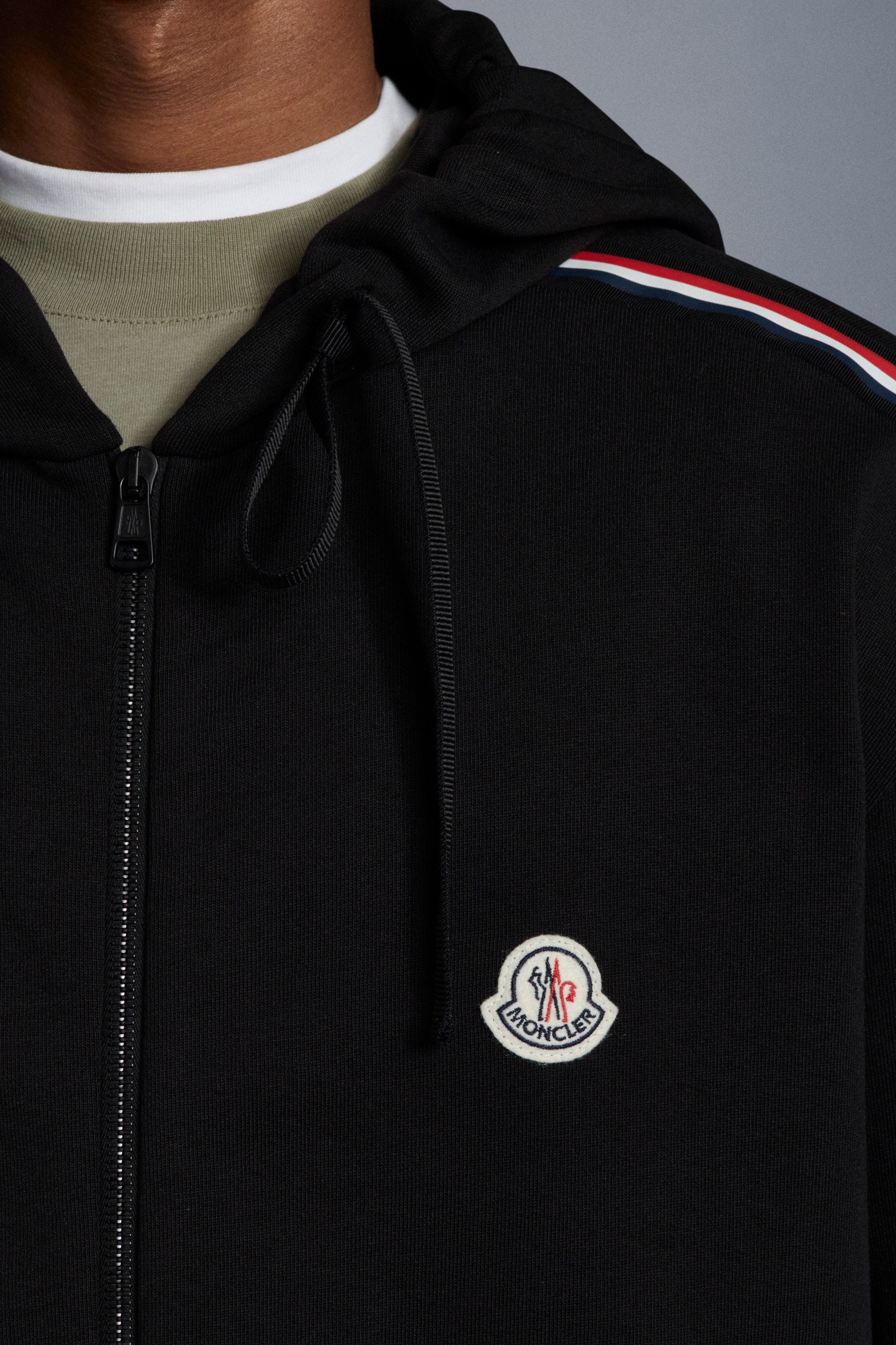 Sweatshirts for Men - Ready-To-Wear | Moncler SK