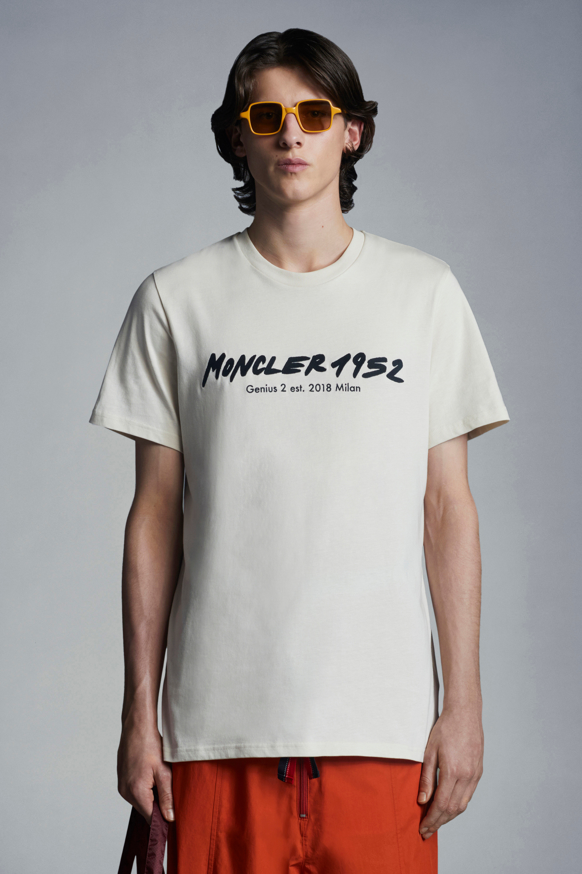 新品本物 MONCLER☆Tシャツ Tシャツ/カットソー(半袖/袖なし)