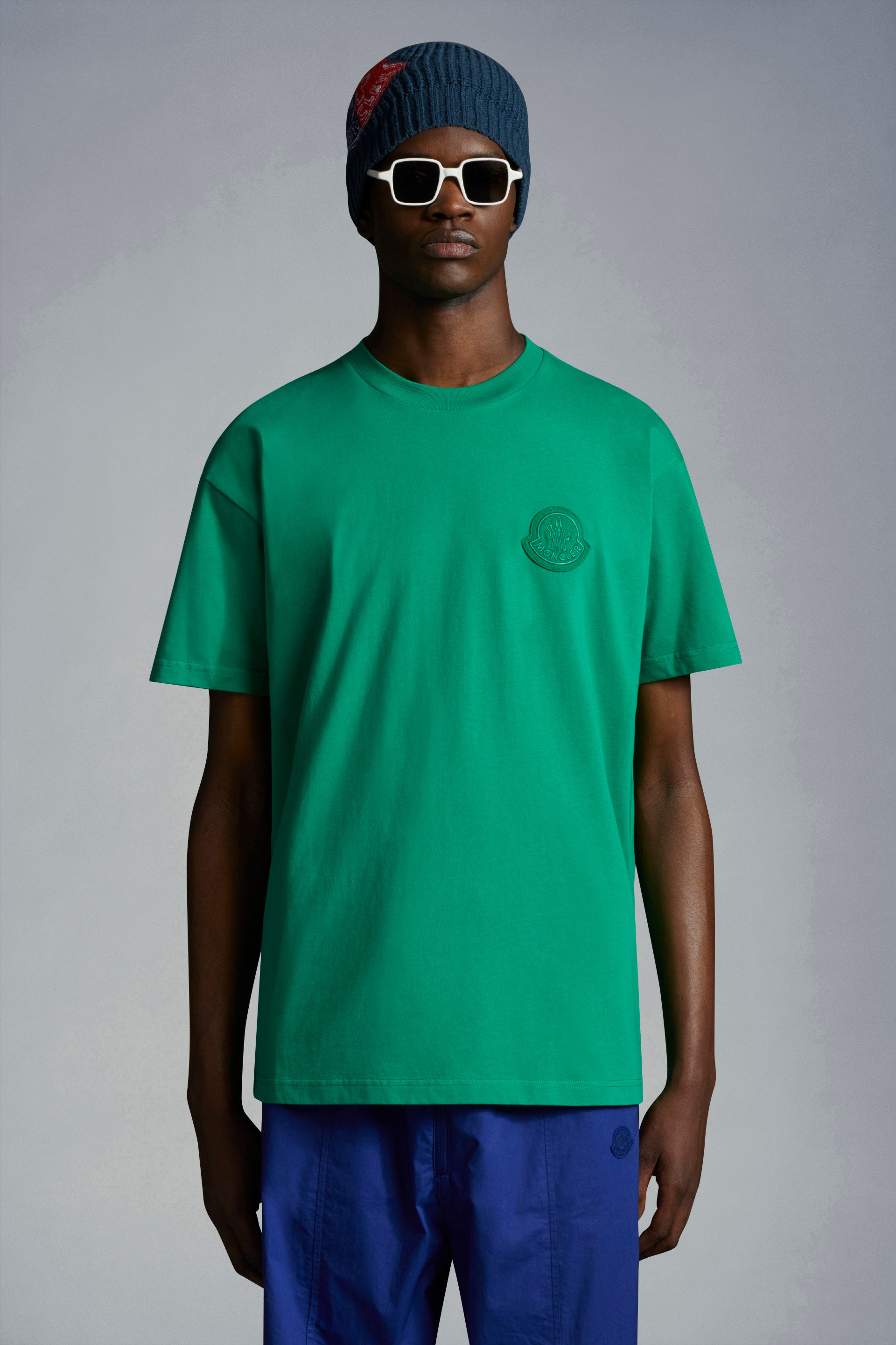 フォレストグリーン Tシャツ : 2 Moncler 1952 男装 向けの Genius | モンクレール