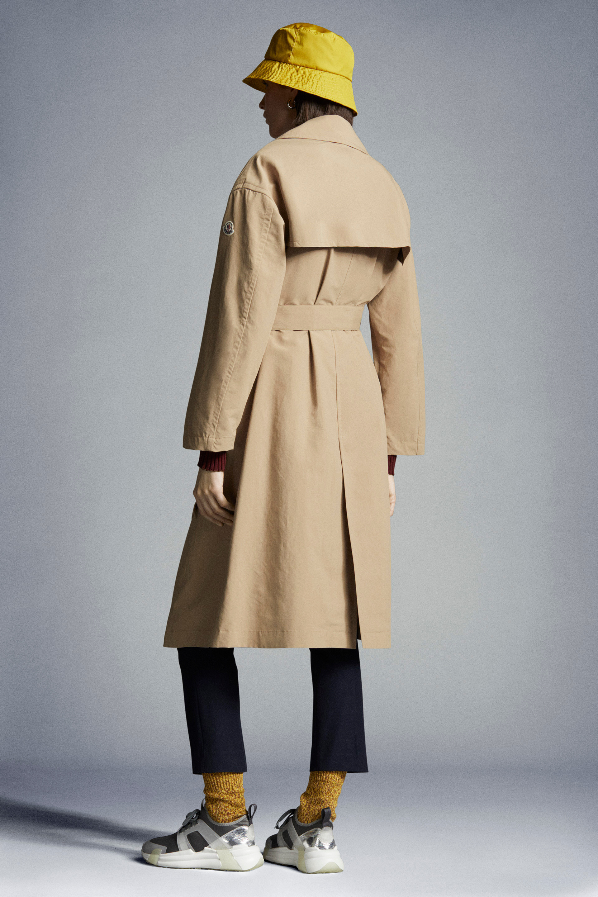 Mode Manteaux Trenchcoats Moncler Trenchcoat rose chair style d\u00e9contract\u00e9 