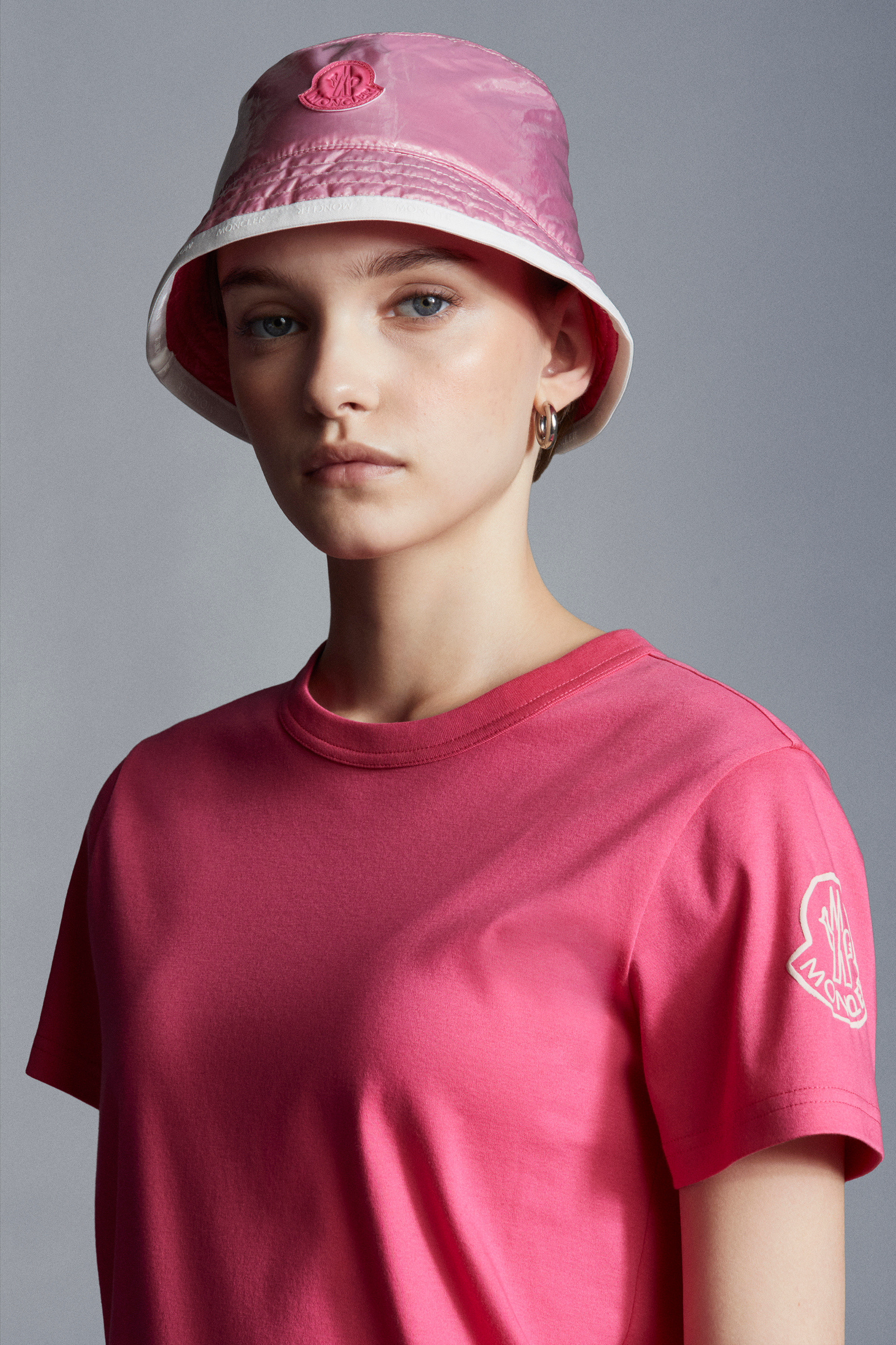 moncler t shirt pink