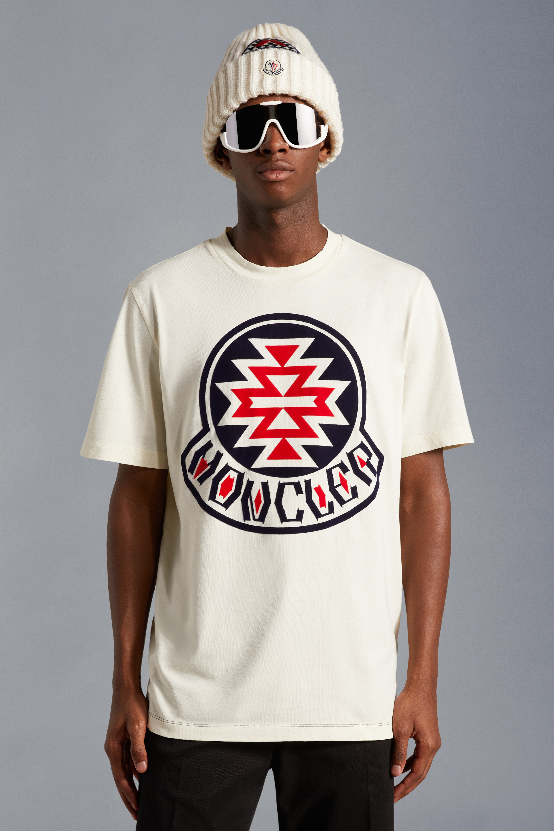 L 2020 MONCLER ロゴ Tシャツ | kensysgas.com