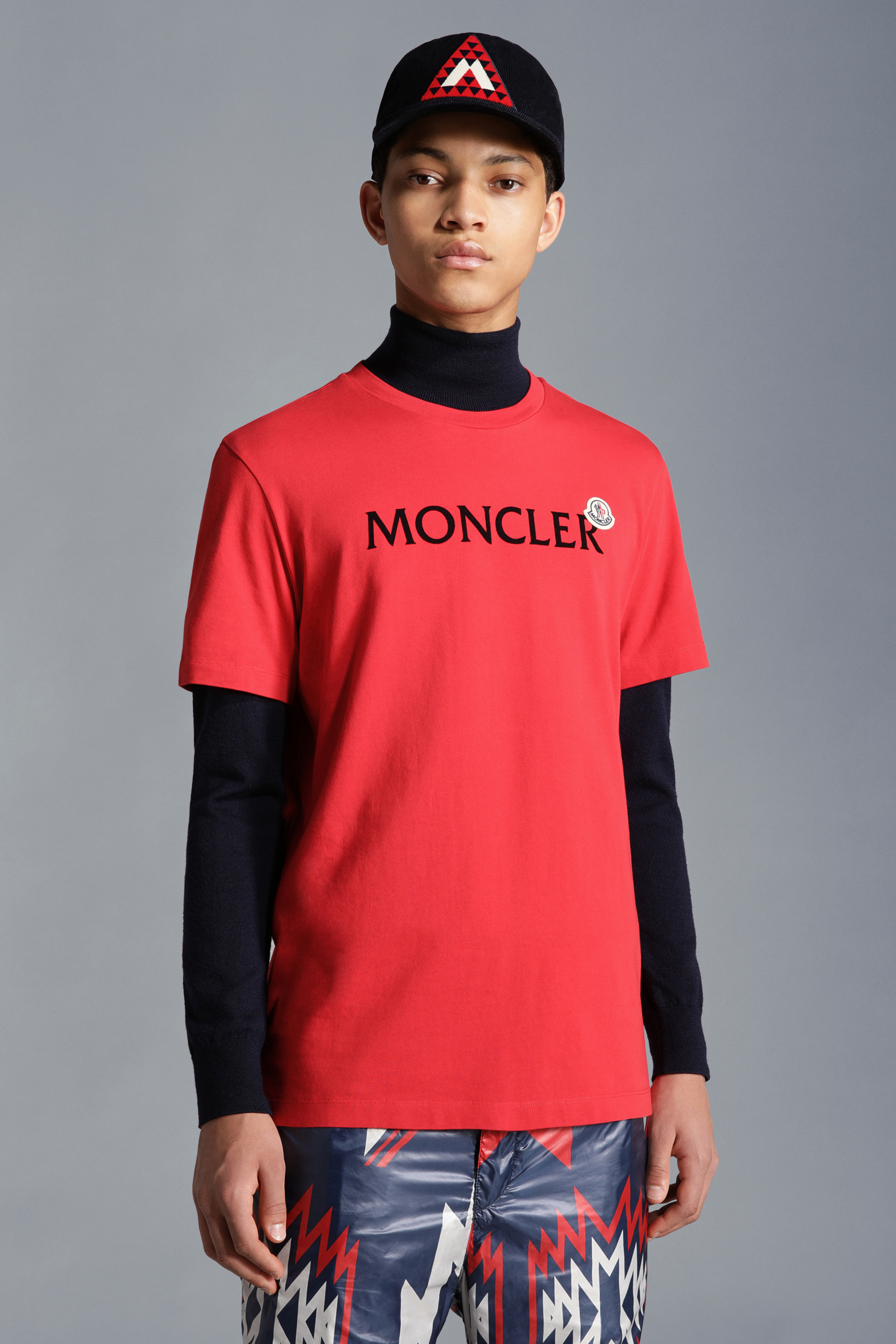 Mens T-shirts Moncler T-shirts Moncler Cotton T-shirt in Red for Men Save 57% 