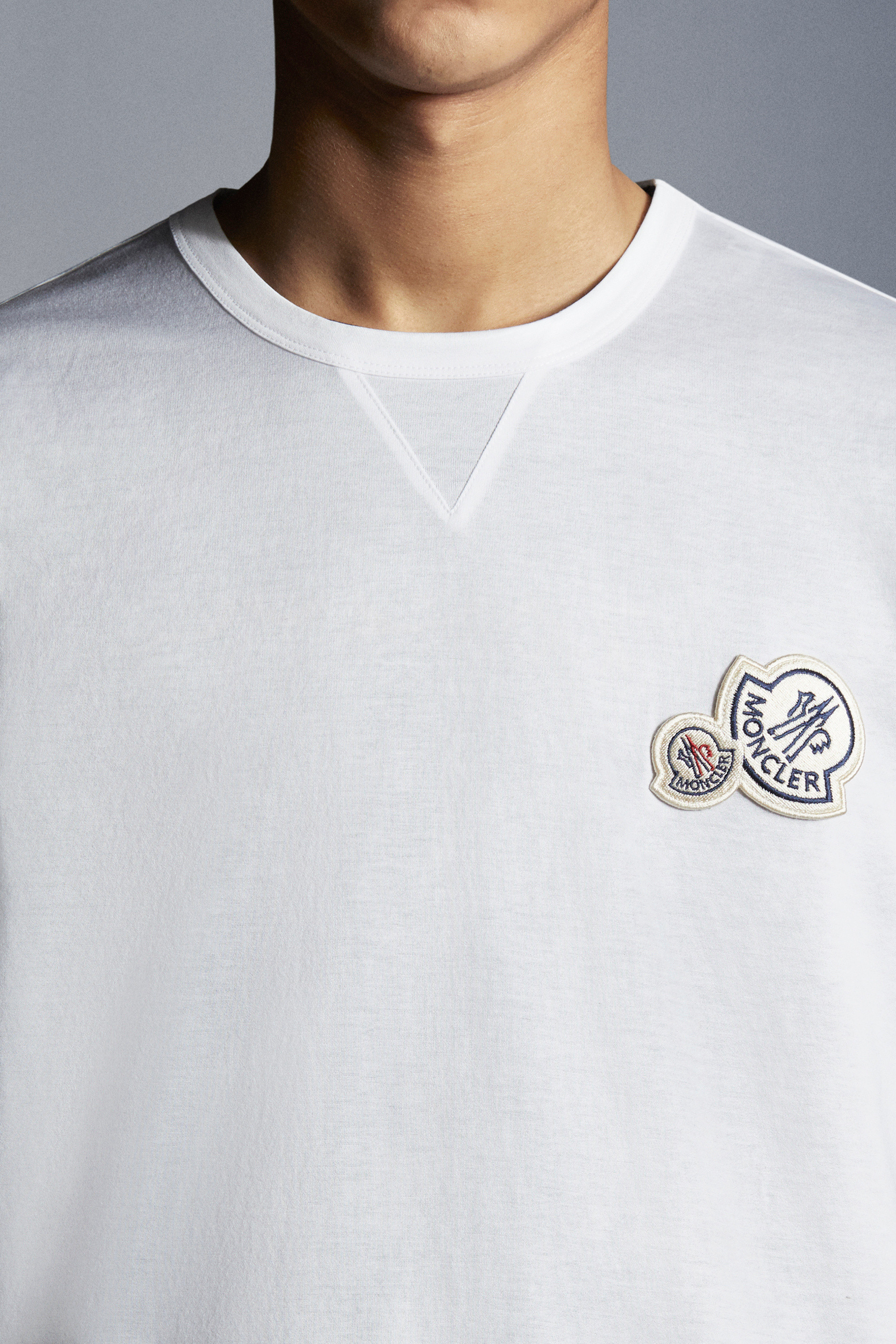 11 % de réduction Homme Vêtements T-shirts Polos Polo à applique logo Coton Moncler pour homme en coloris Blanc 