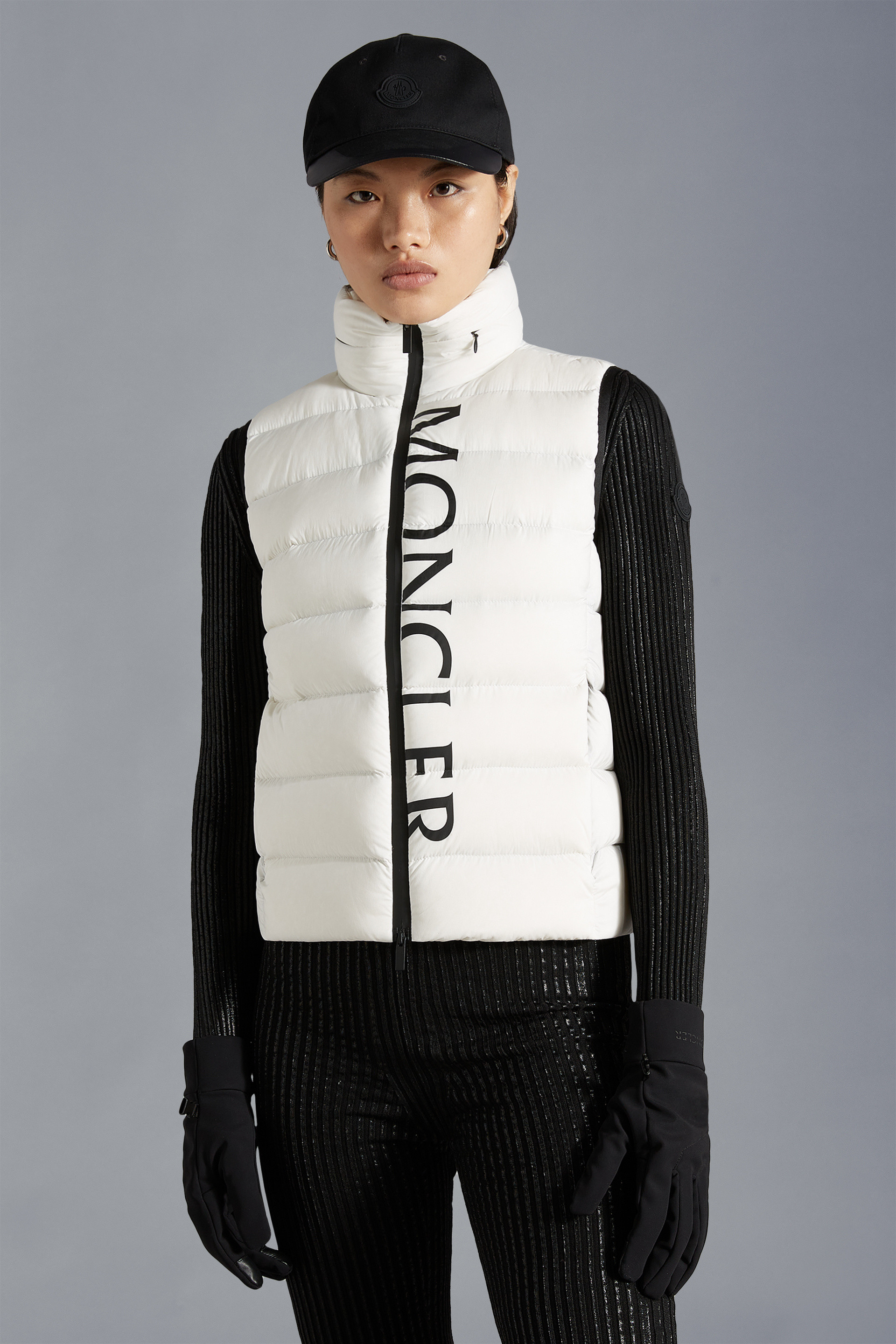 MONCLER モンクレール ダウン ベスト Cenis ジレ 1 春早割