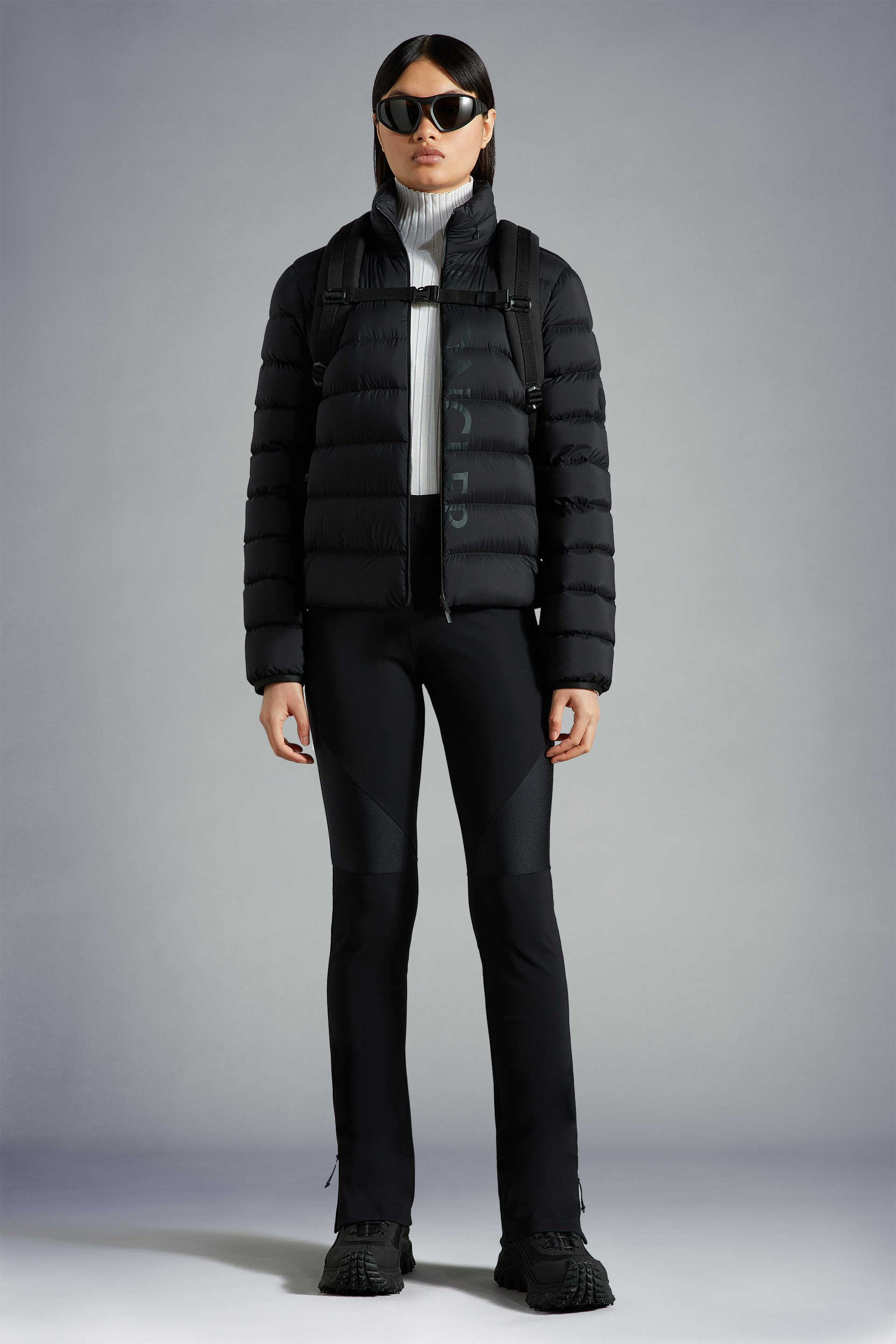 Save 20% Moncler Synthetic Clair Short Down Jacket in Black Womens Clothing Jackets Padded and down jackets 