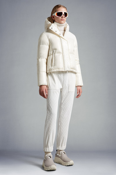 White Gloriettes Short Down Jacket - Short Down Jackets for Women ...
