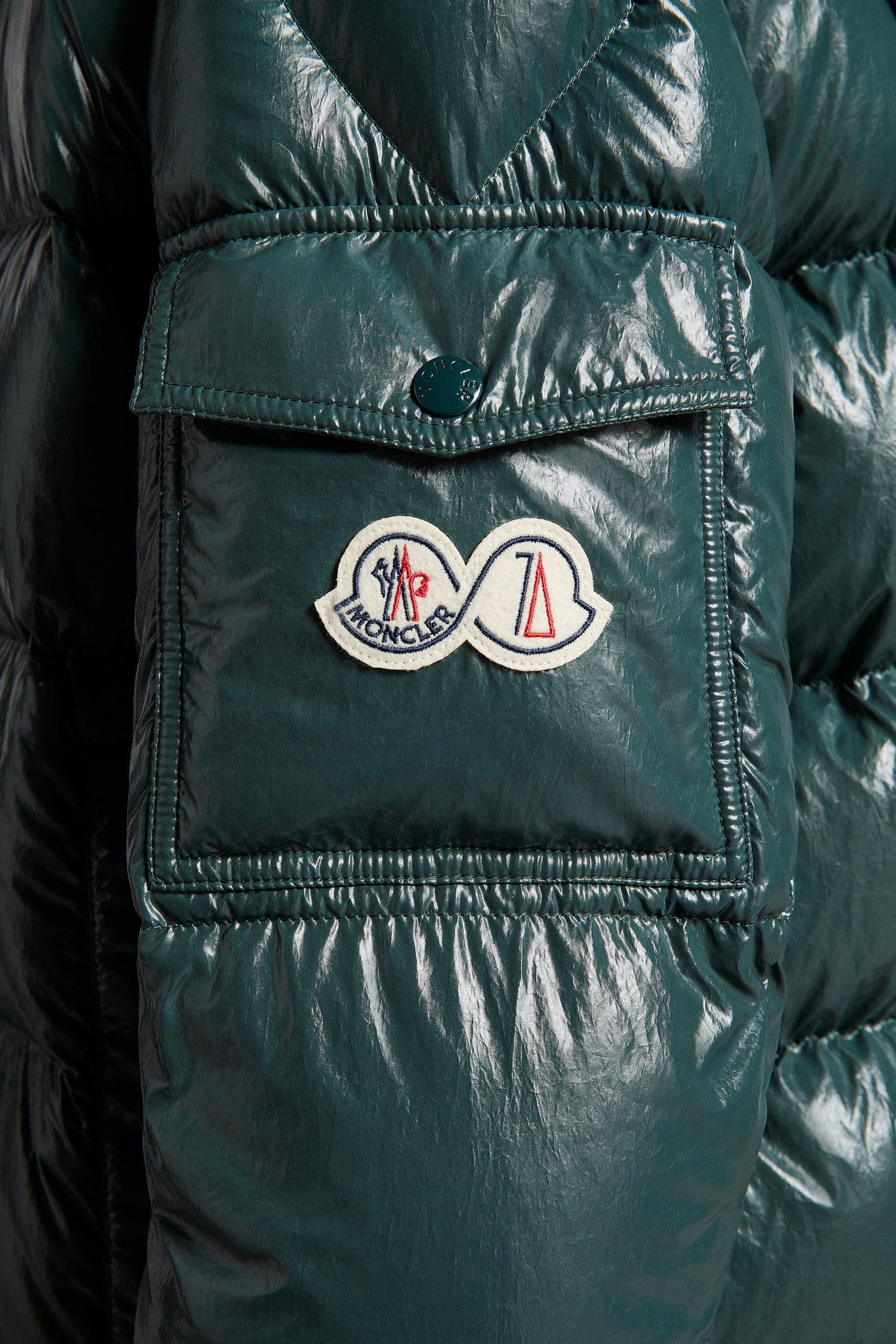 moncler maya logo
