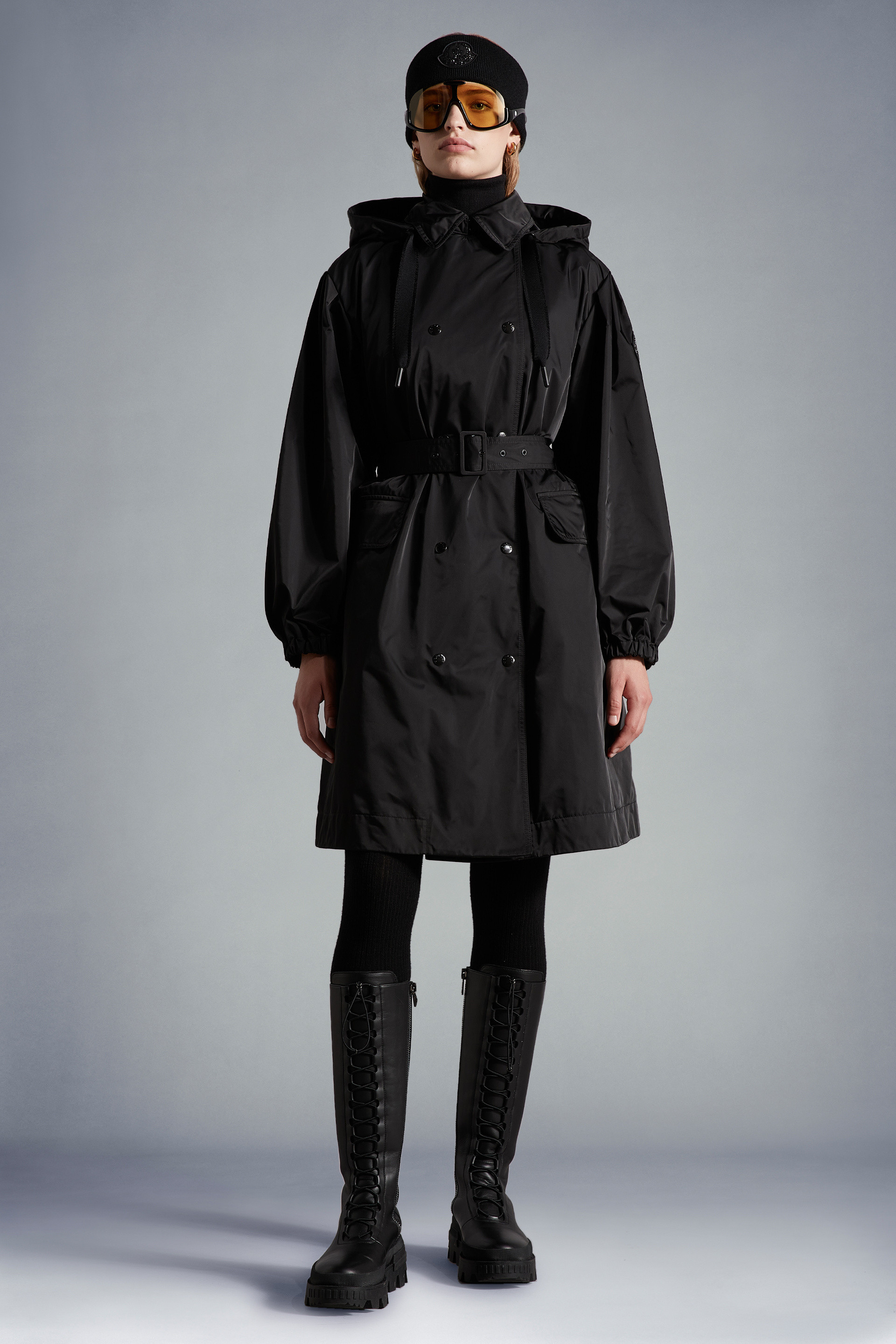 Courreges Logo-patch Trench Coat in Black Womens Clothing Coats Raincoats and trench coats 