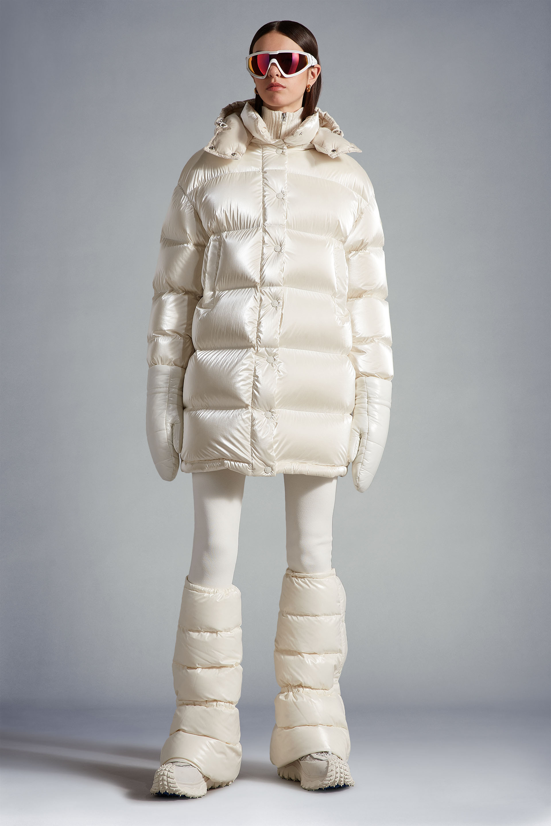 White Gaou Long Down Jacket - Long Down Jackets for Women | Moncler GB