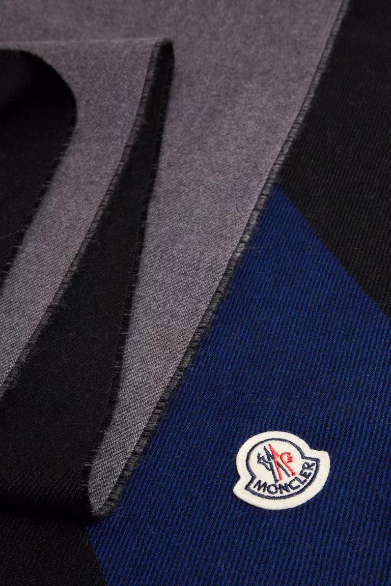 Black & Blue Inter x Moncler Scarf - Scarves & Gloves for Men | Moncler US