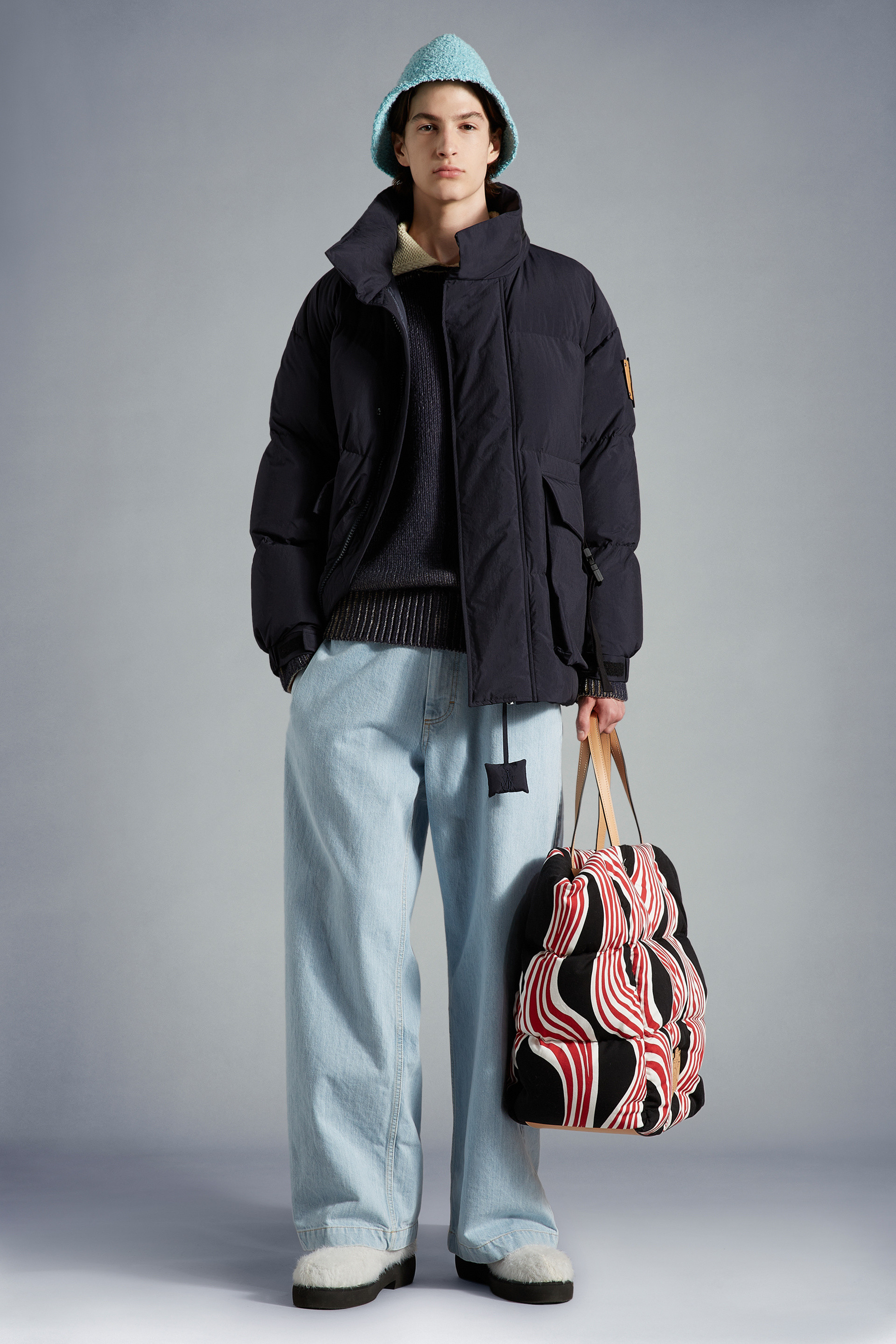 Short Down Jackets for Men - Outerwear | Moncler HU