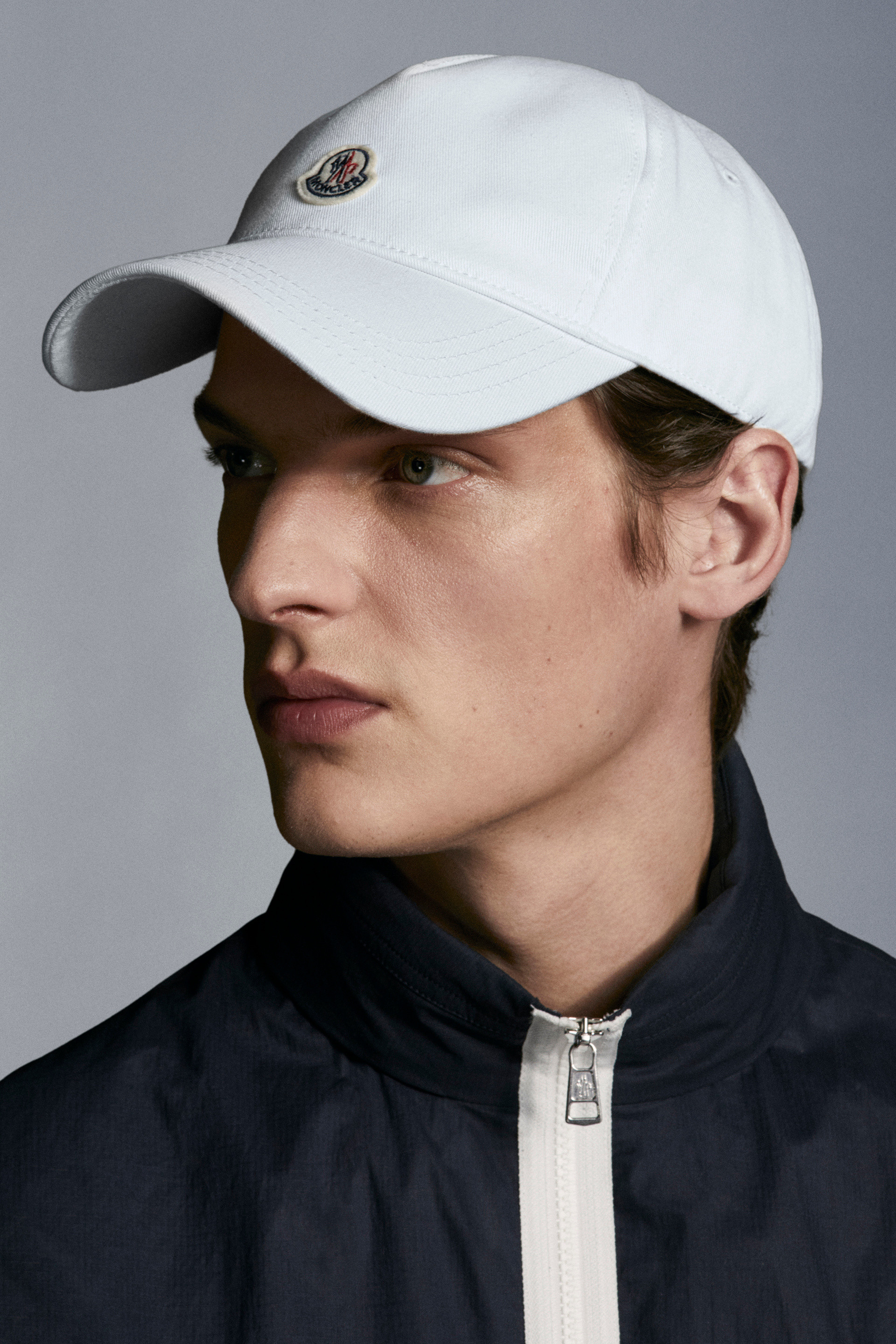 Moncler cap white www.krzysztofbialy.com