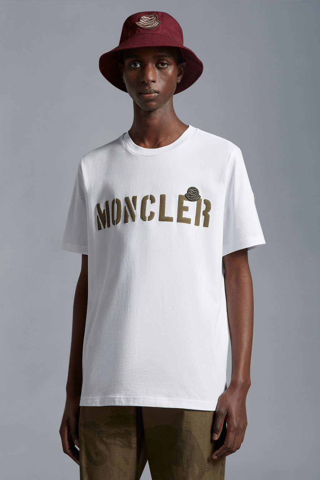 Optical White Logo T-Shirt - Polos & T-shirts for Men | Moncler US