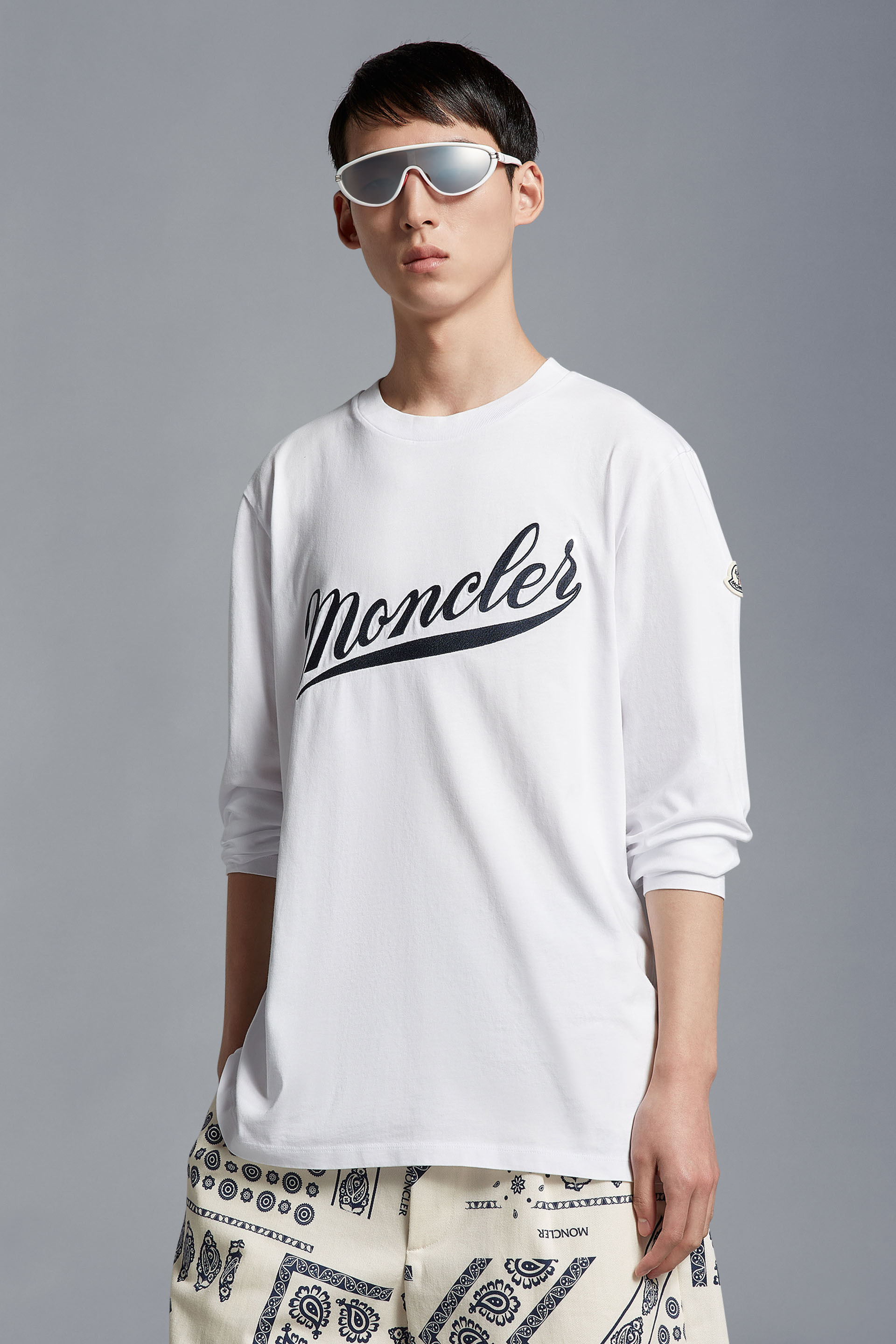 Polos & T-shirts for Men - Ready-To-Wear | Moncler CY