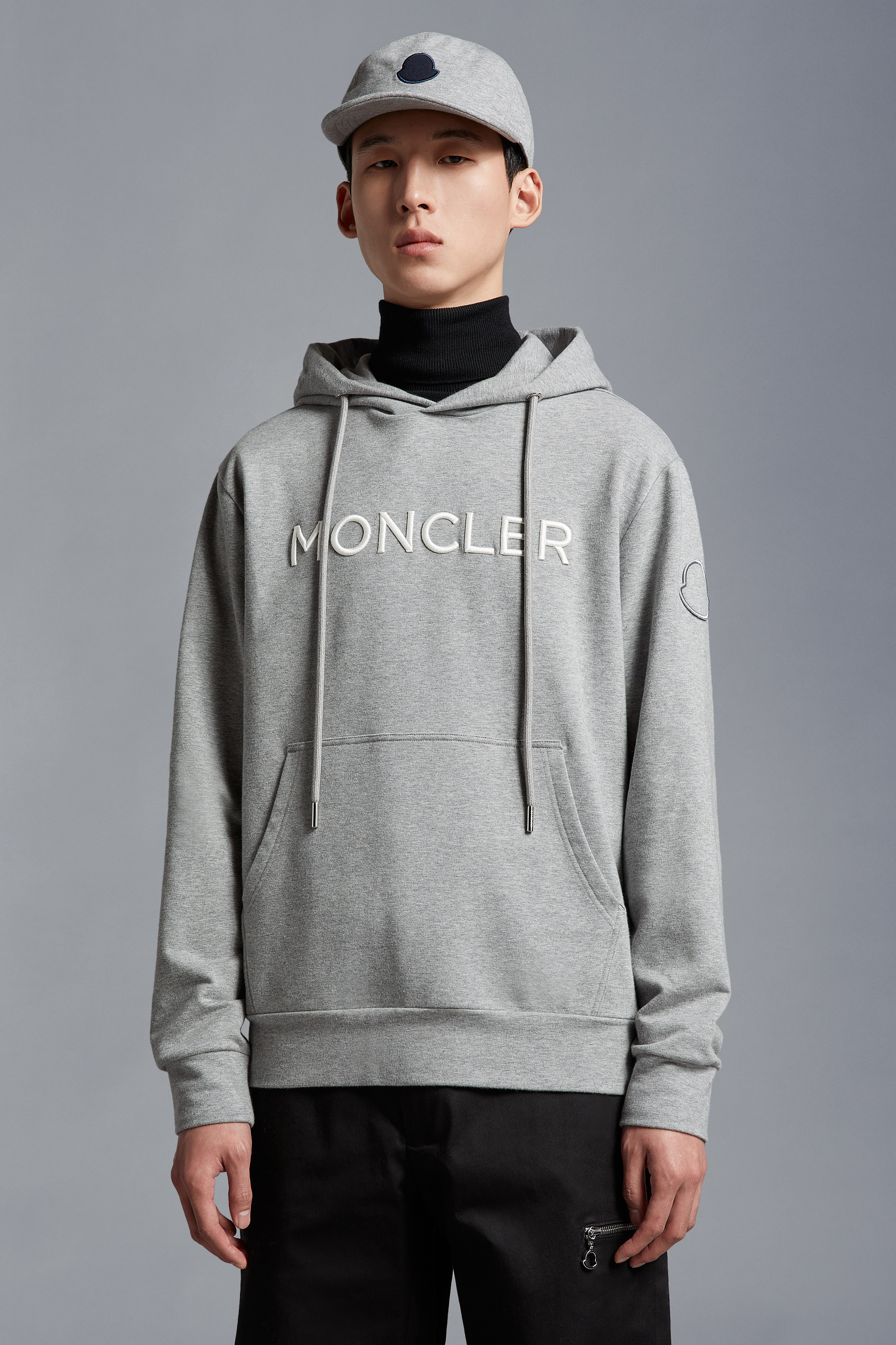 19500円銀座 限定 ファッションの moncler グレー スエット トップス