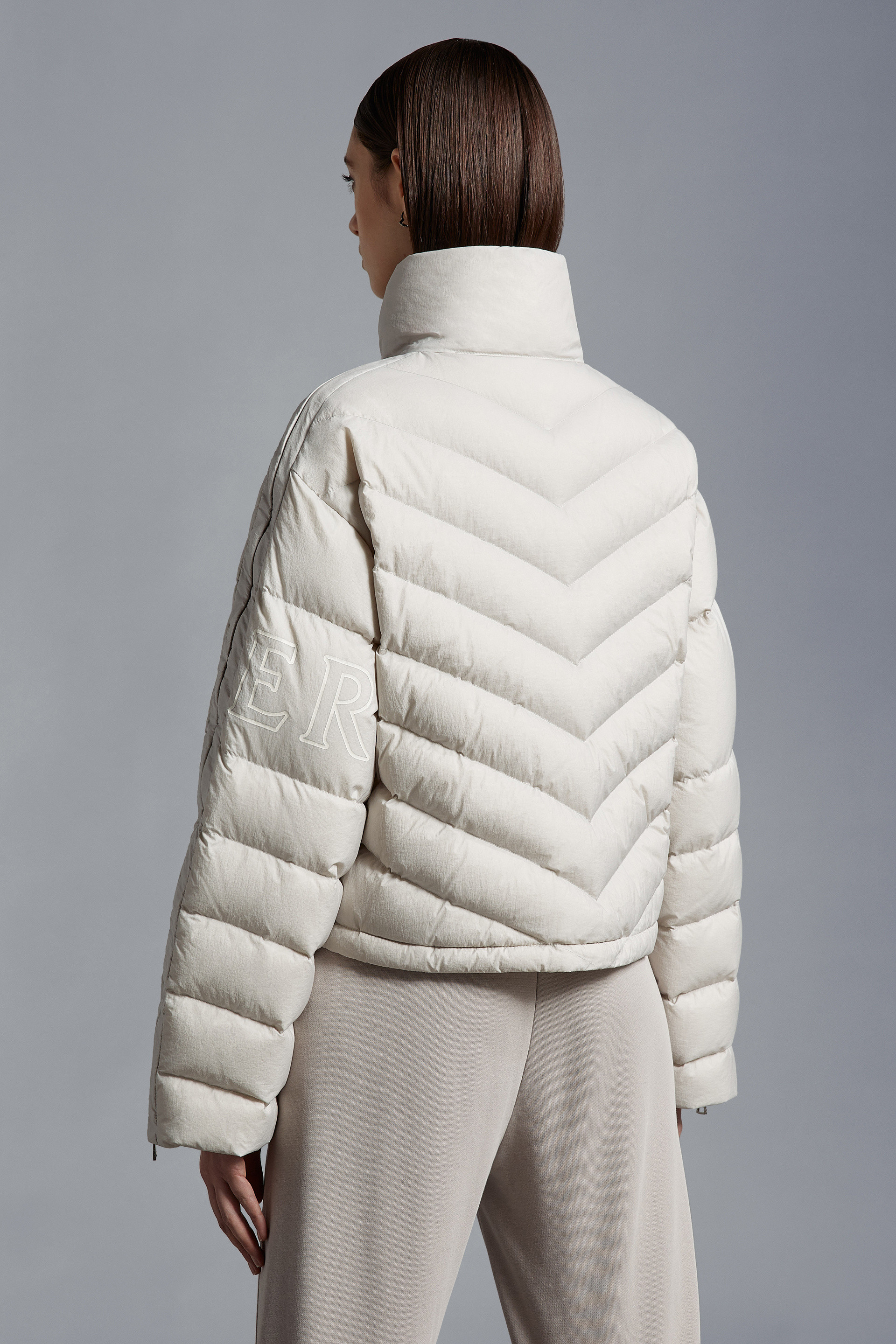 Moncler Oeting Short Down Jacket