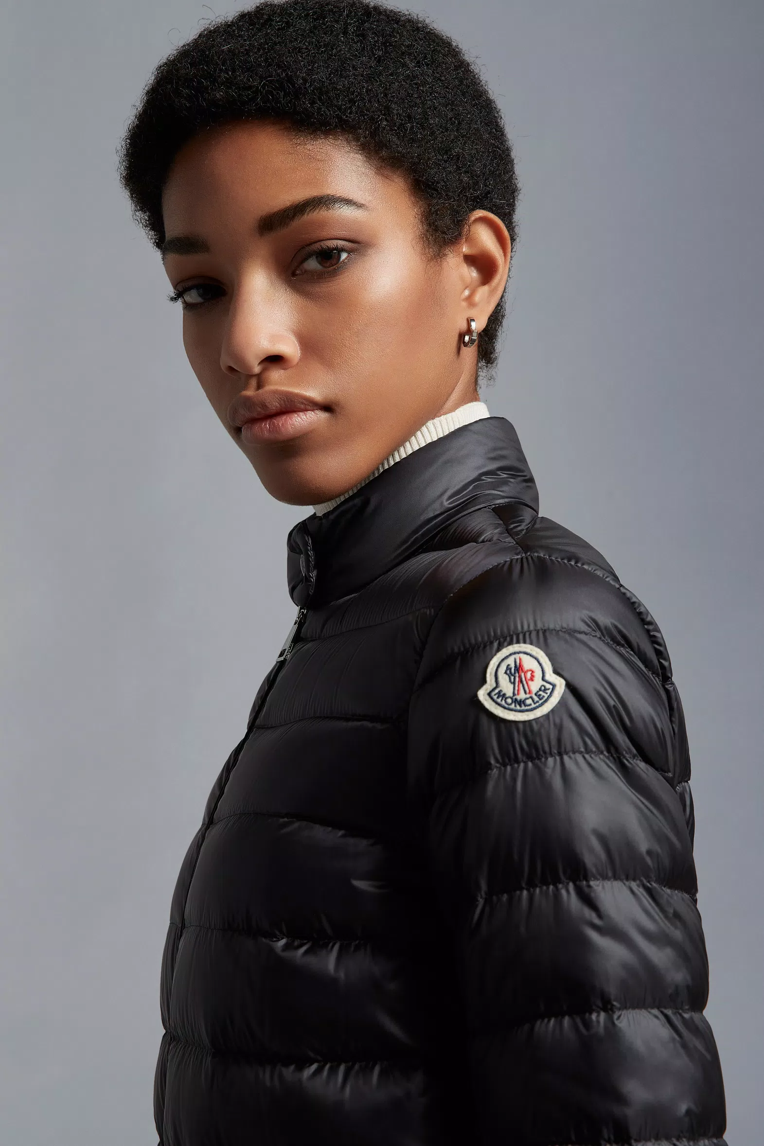 Black Lans Short Down Jacket - Short Down Jackets for Women | Moncler US