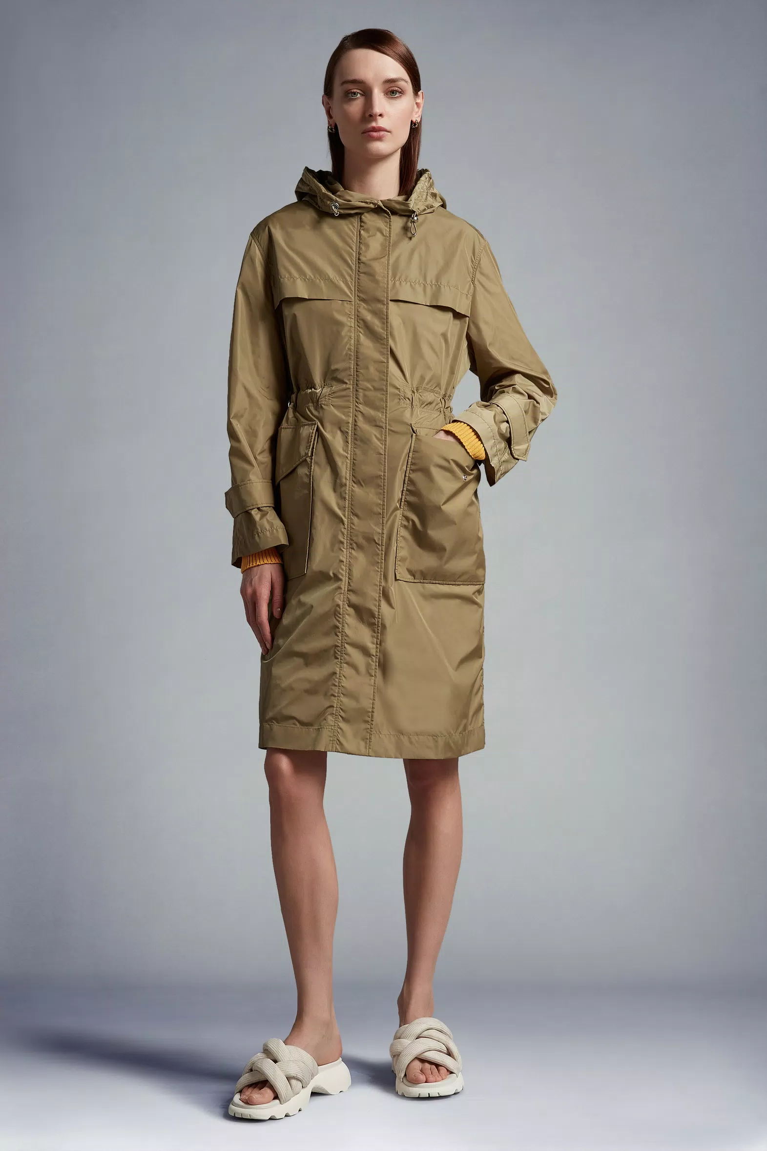 Beige Hiengu Rain Coat - Windbreakers & Raincoats for Women | Moncler SG