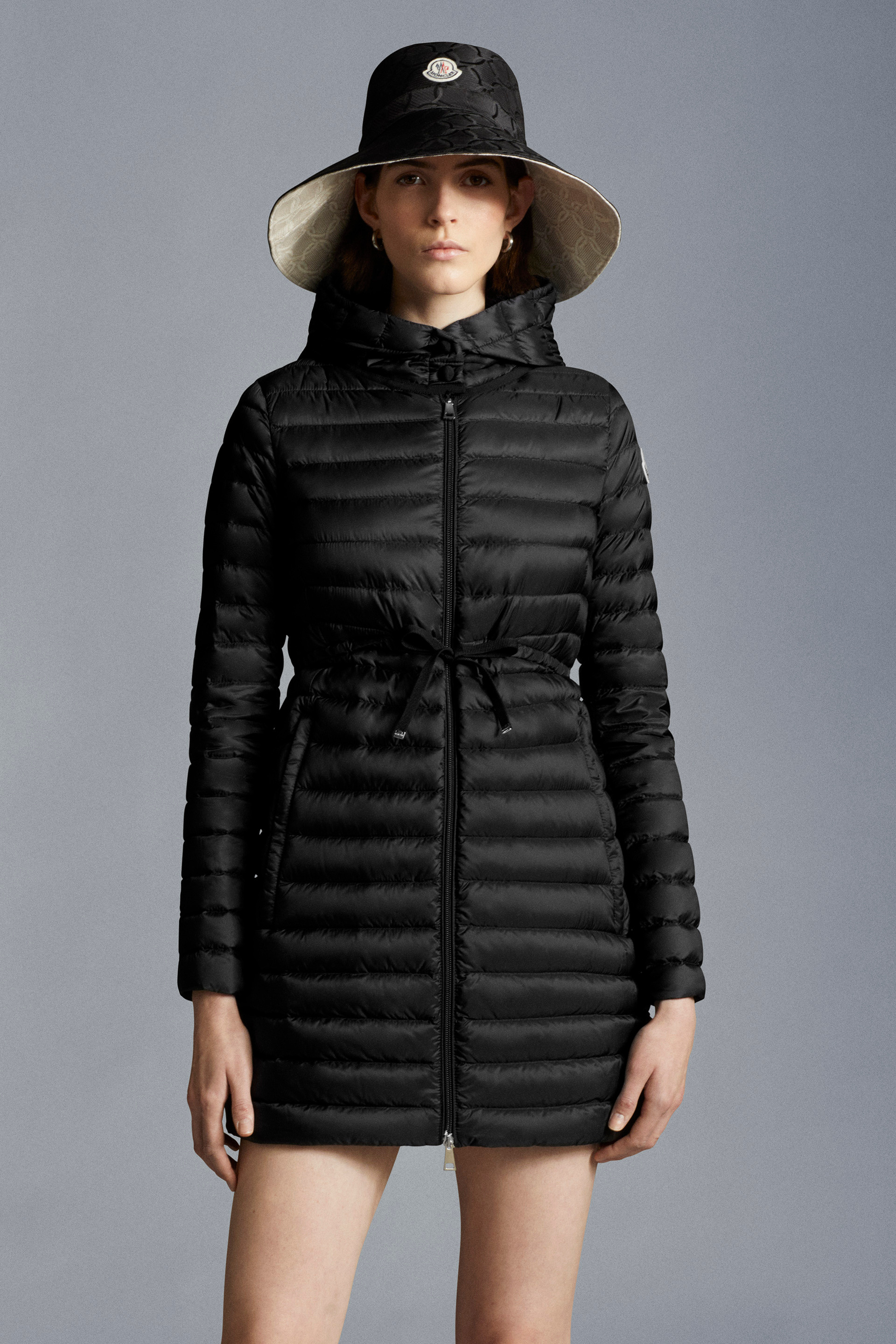 Moncler piumini lunghi hotsell