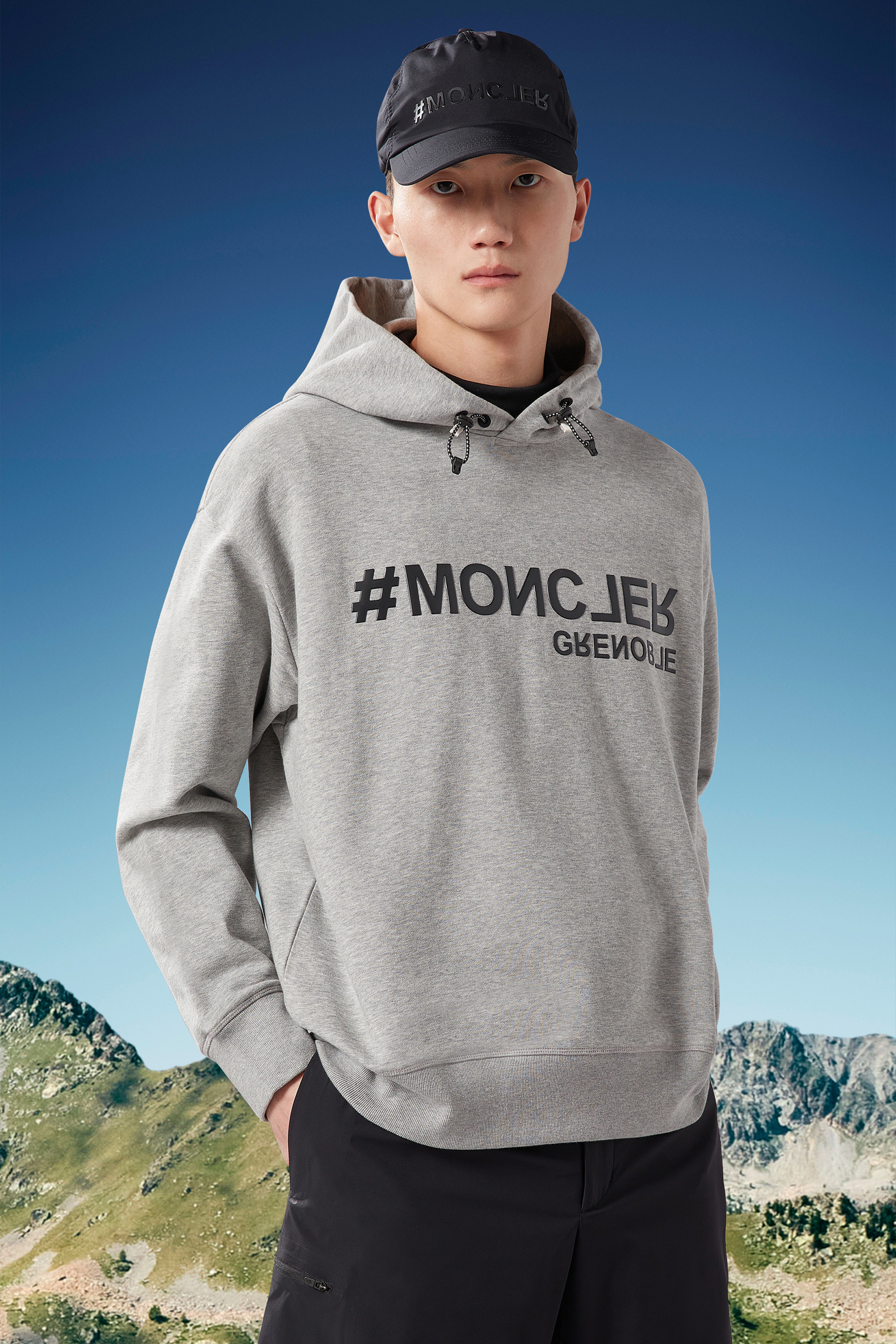 モンクレール値下げMONCLER GRENOBLE モンクレグルノーブル RODENBERG