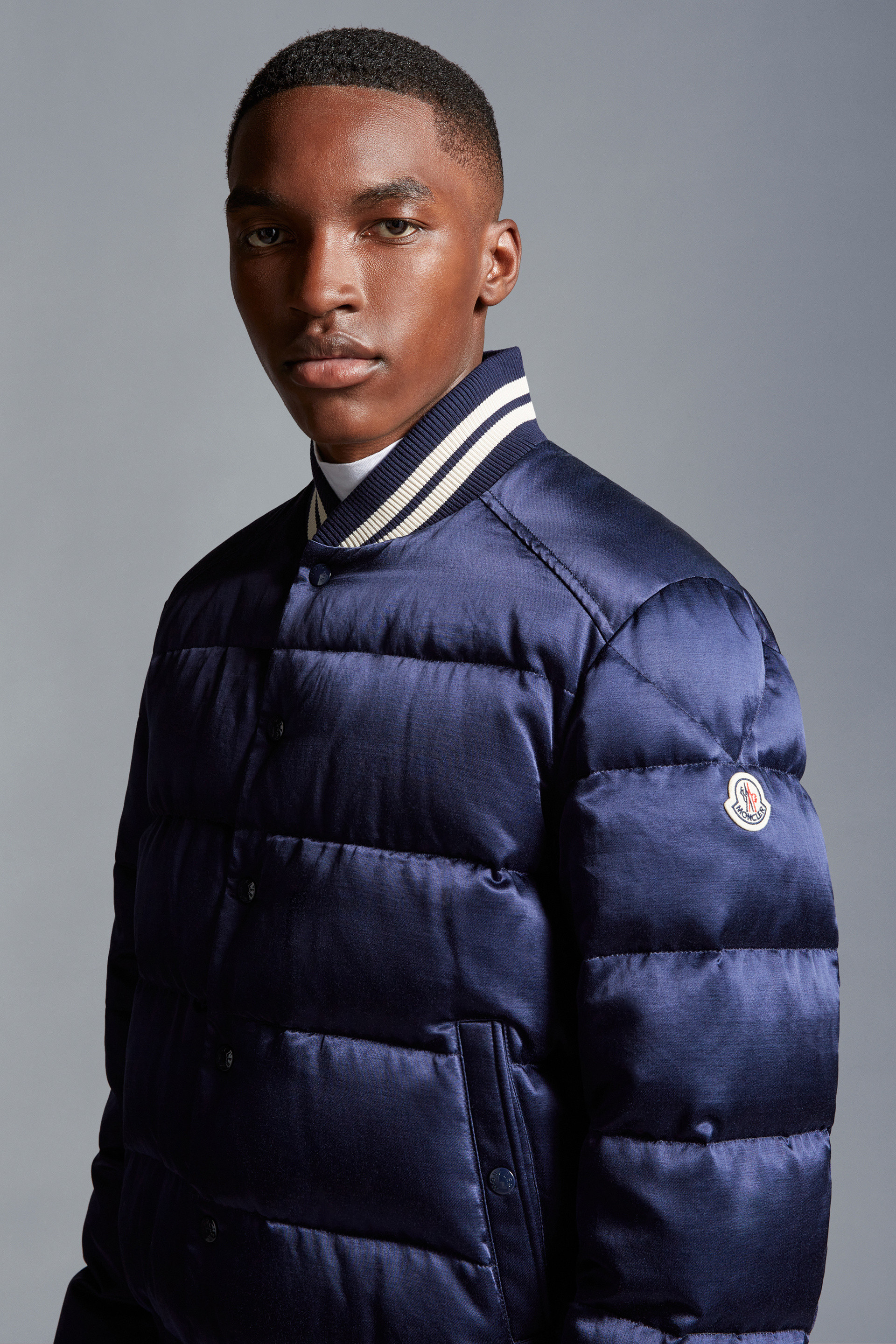 Moncler Collection Ecrins Short Down Jacket Male Navy Blue Size 3