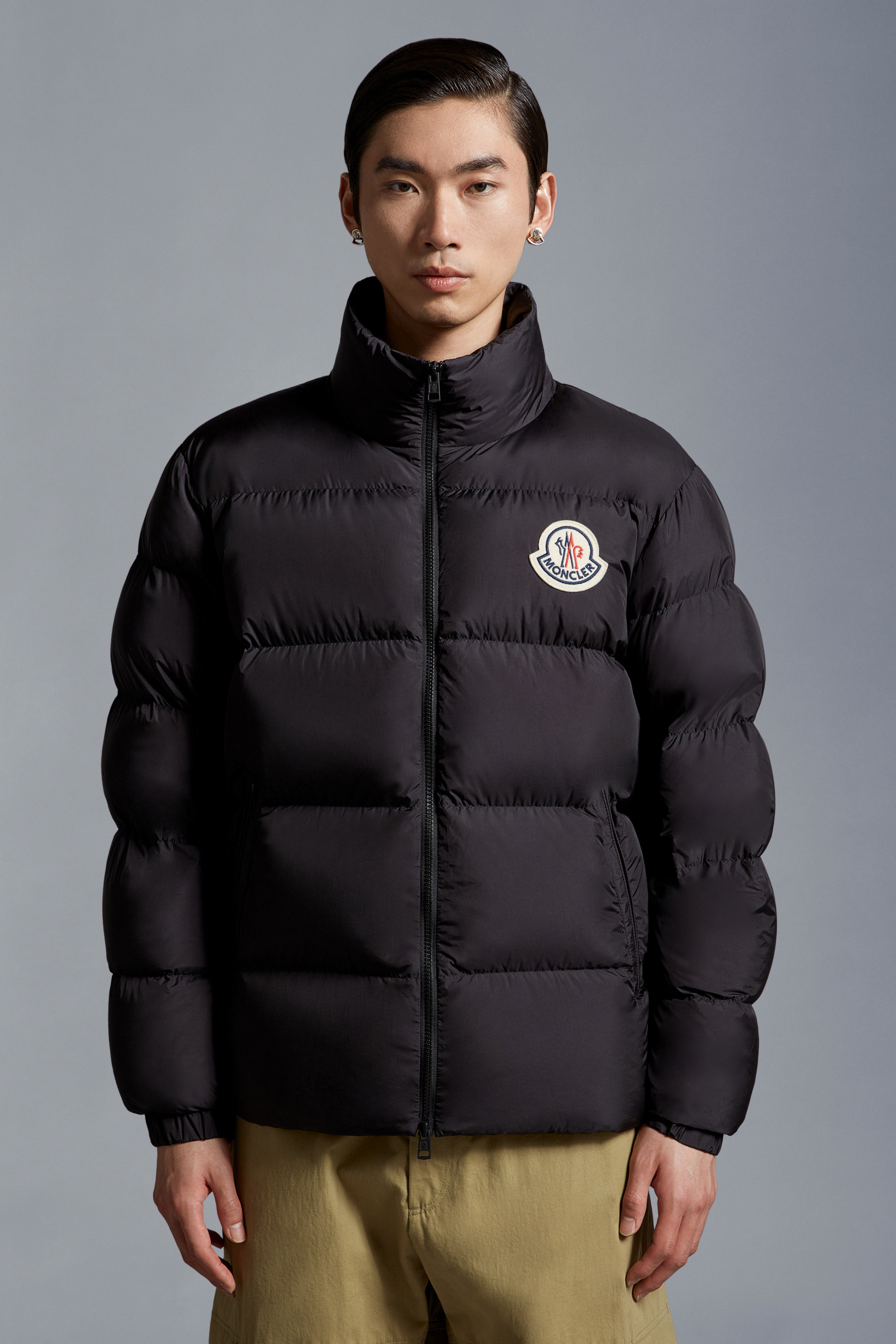 Moncler seoul deals jacket black