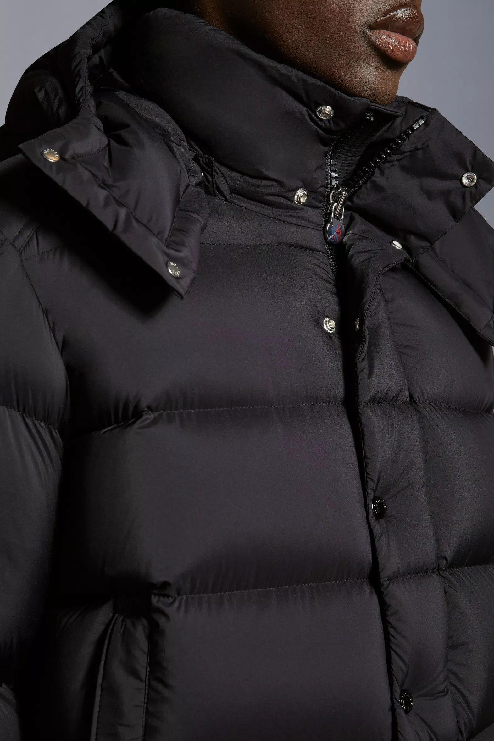 Black Vezere Short Down Jacket - Short Down Jackets for Men | Moncler DE