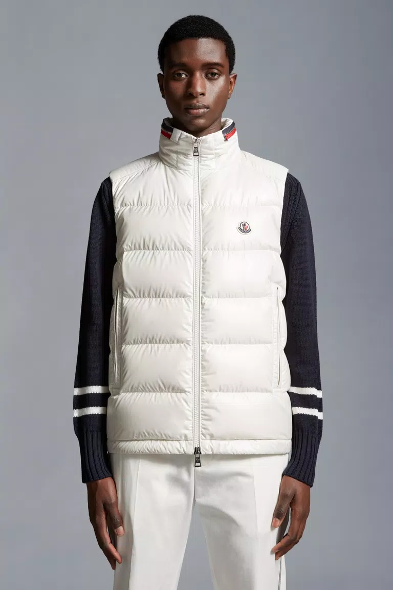 Invicta Gilet 4437184/D Bianco Regular Fit Invicta Gilet 4437184/D Bianco Regular Fit