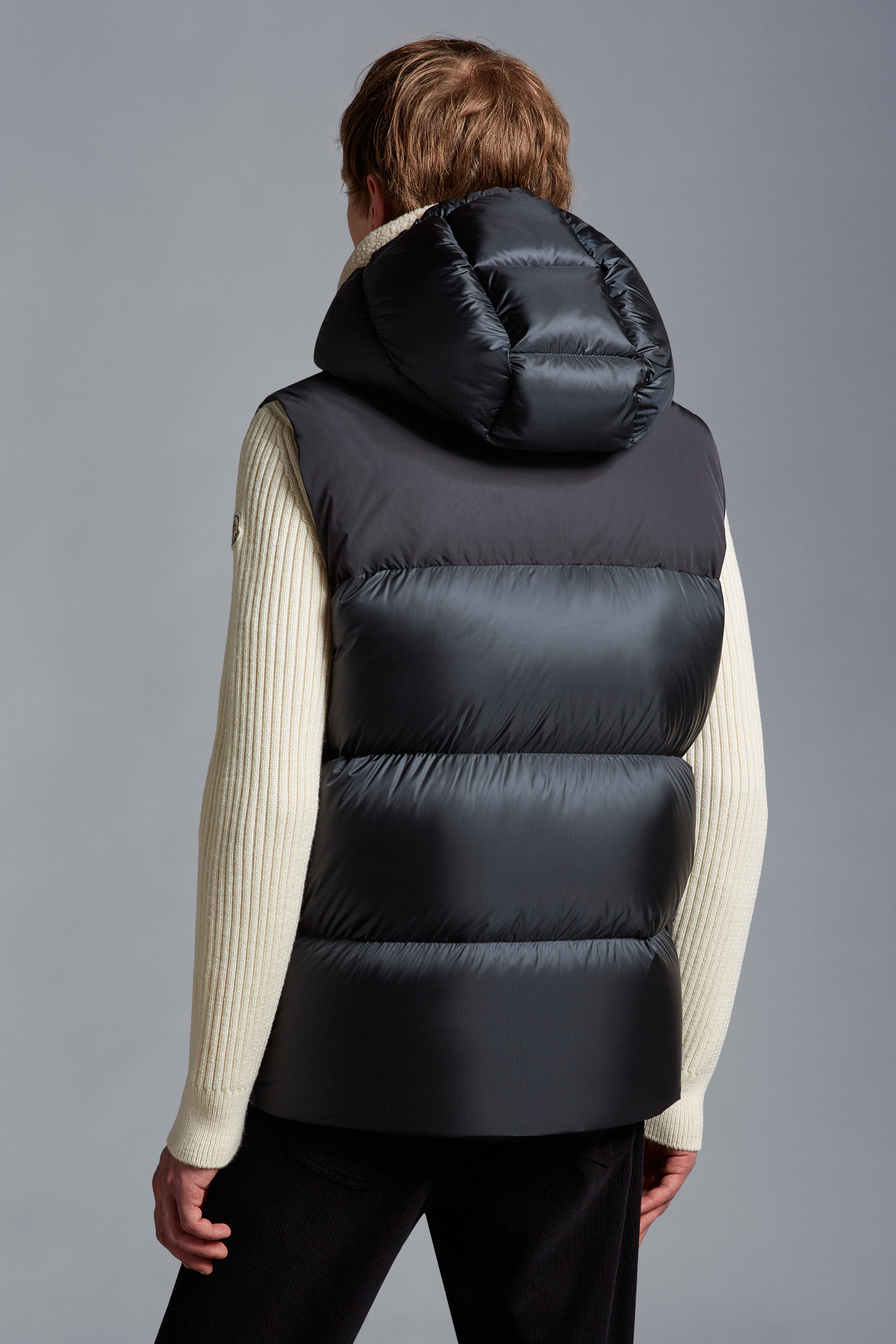 Moncler black gilet store mens