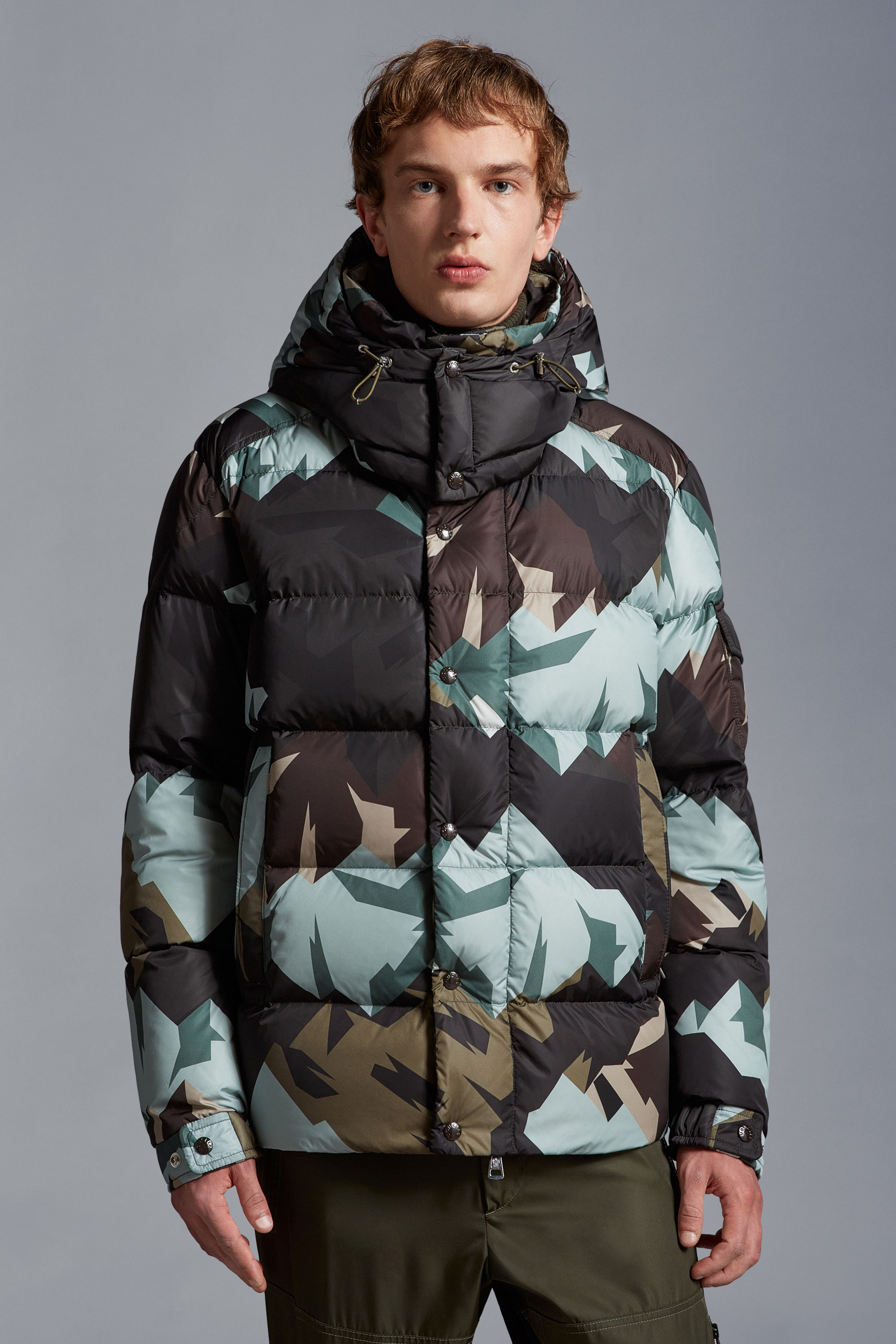 Moncler camouflage-print Hooded Puffer Jacket - Green