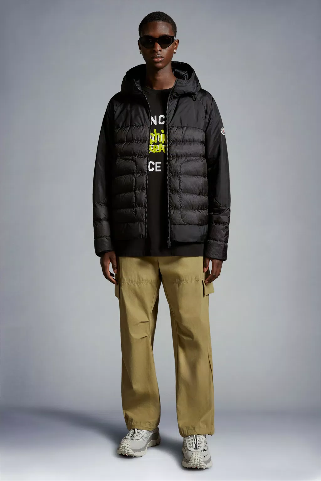 Black Gloas Short Down Jacket - Short Down Jackets for Men | Moncler US