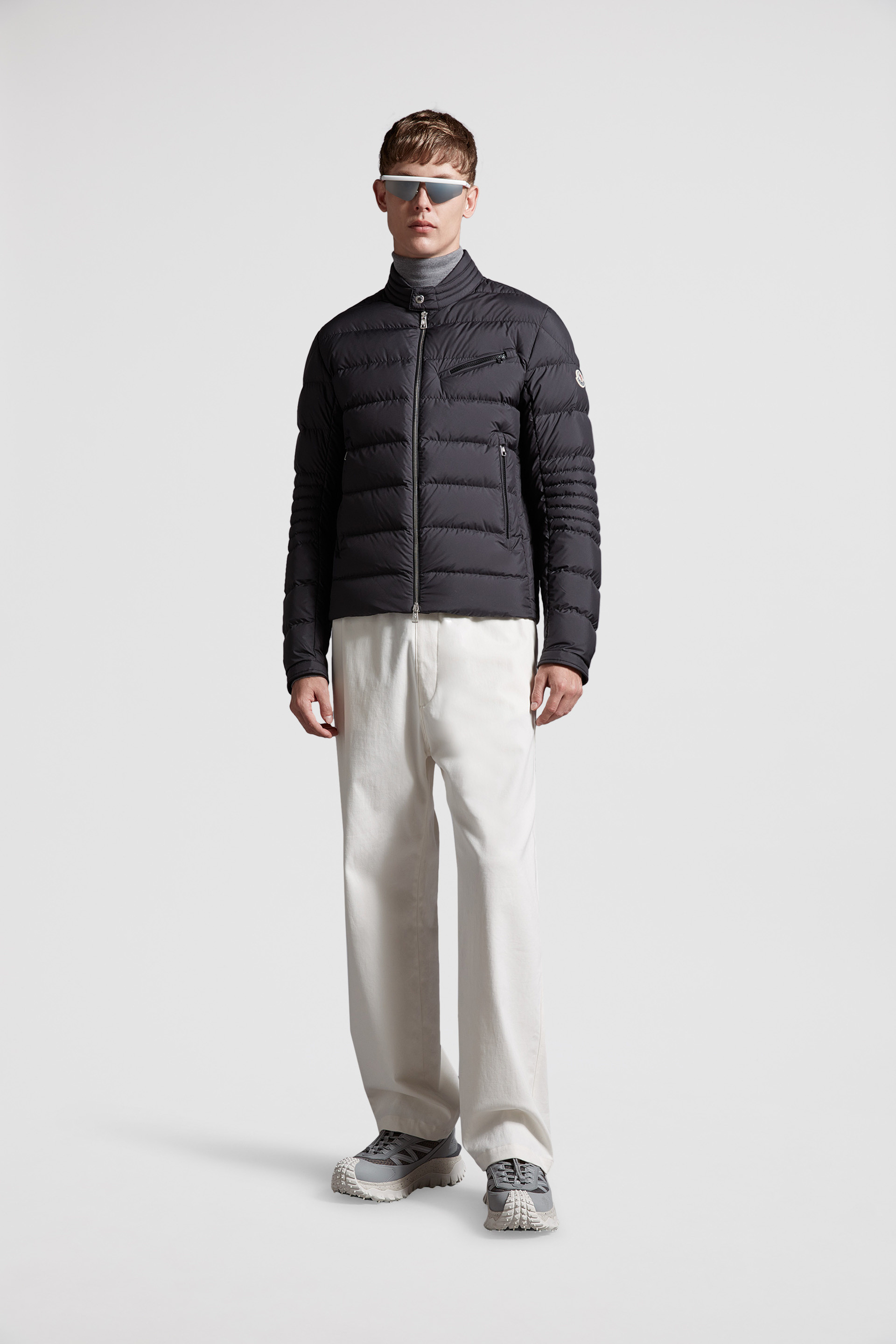 Black Authie Short Down Jacket - Short Down Jackets for Men | Moncler DE