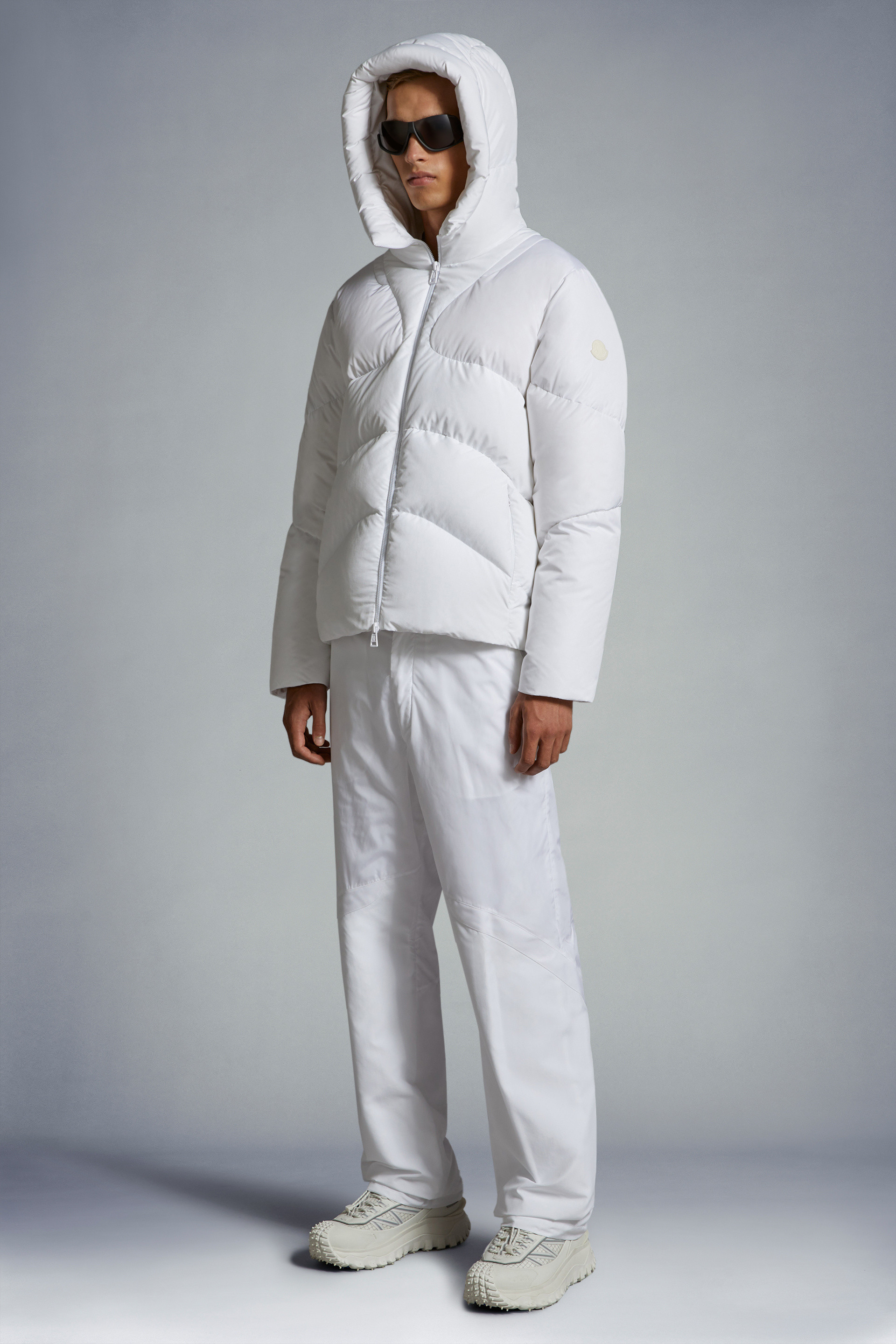 White moncler jacket store men