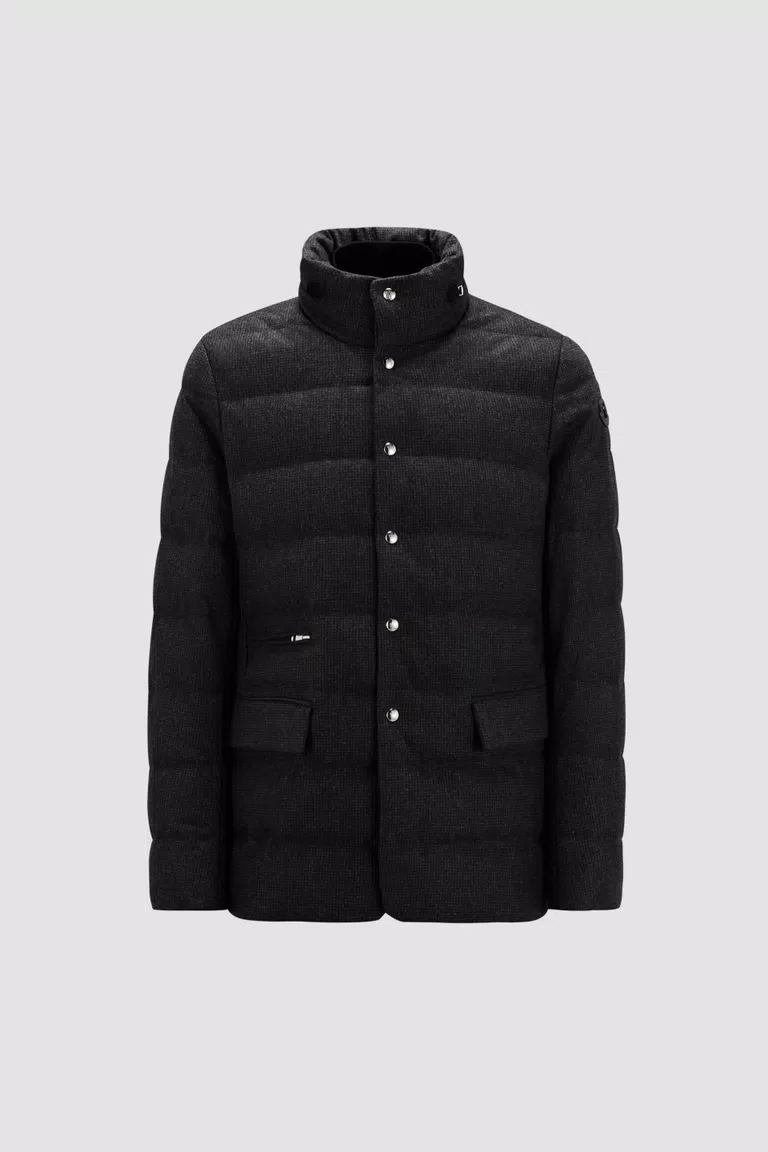 Black Yathkyed Short Down Jacket - Coats & Jackets for Men | Moncler IT