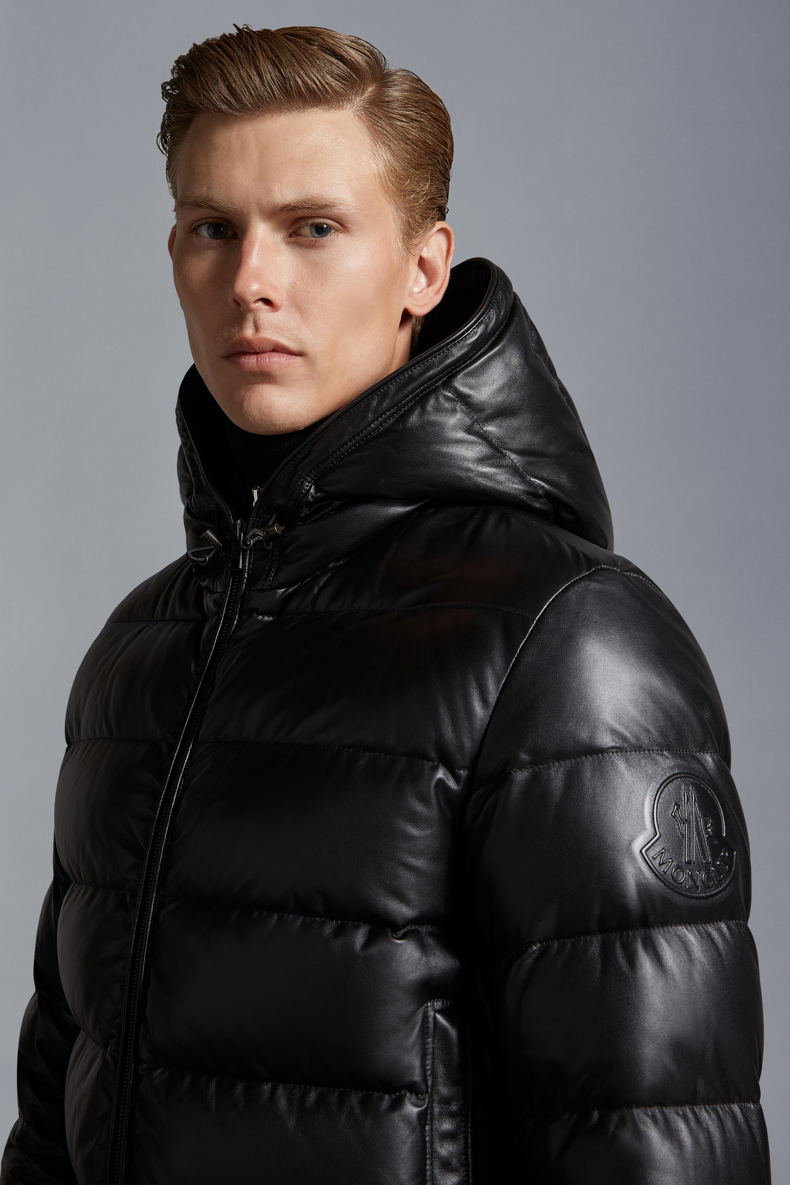 Black Gebroulaz Short Down Jacket Short Down Jackets for Men Moncler HR