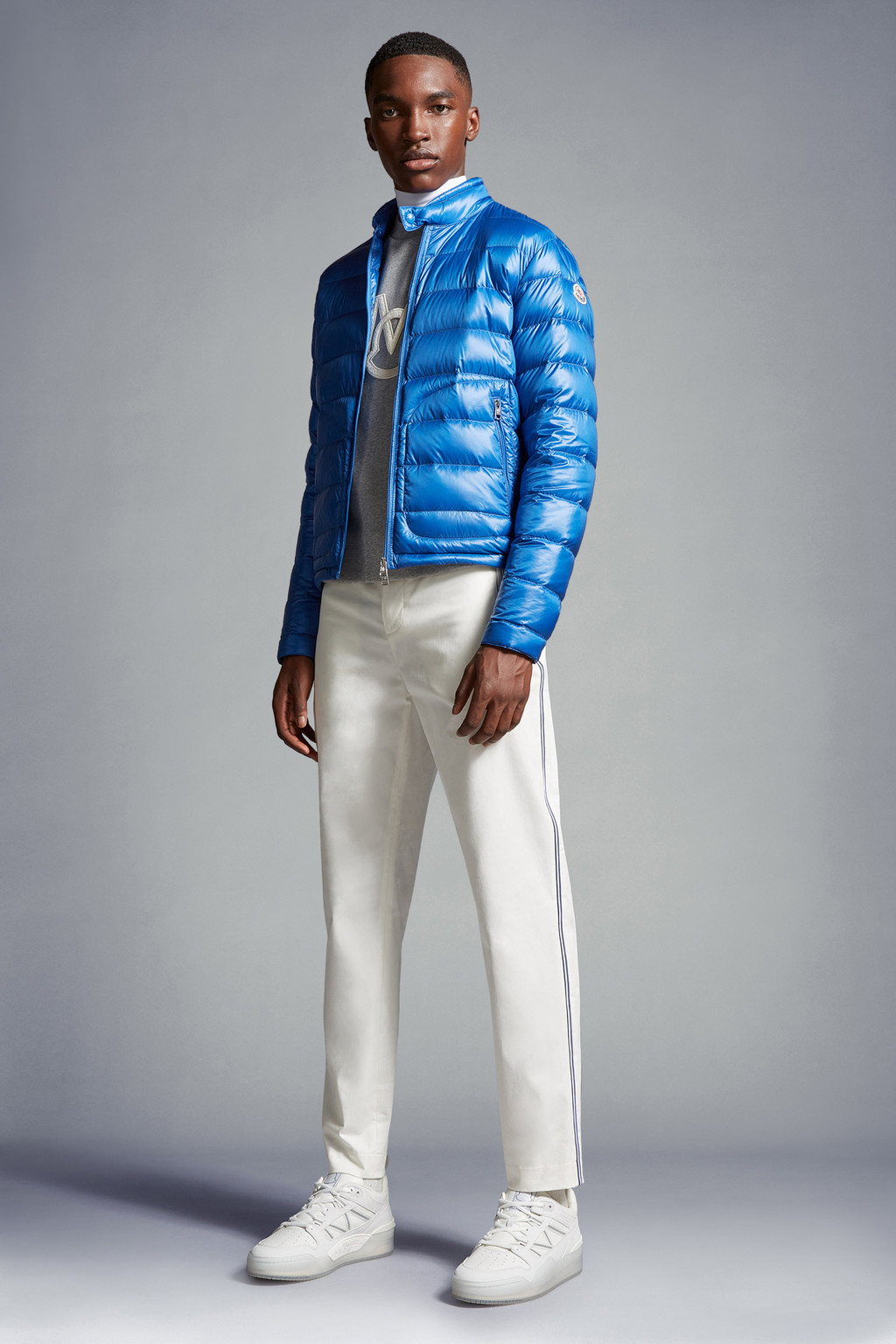 moncler joggers mens