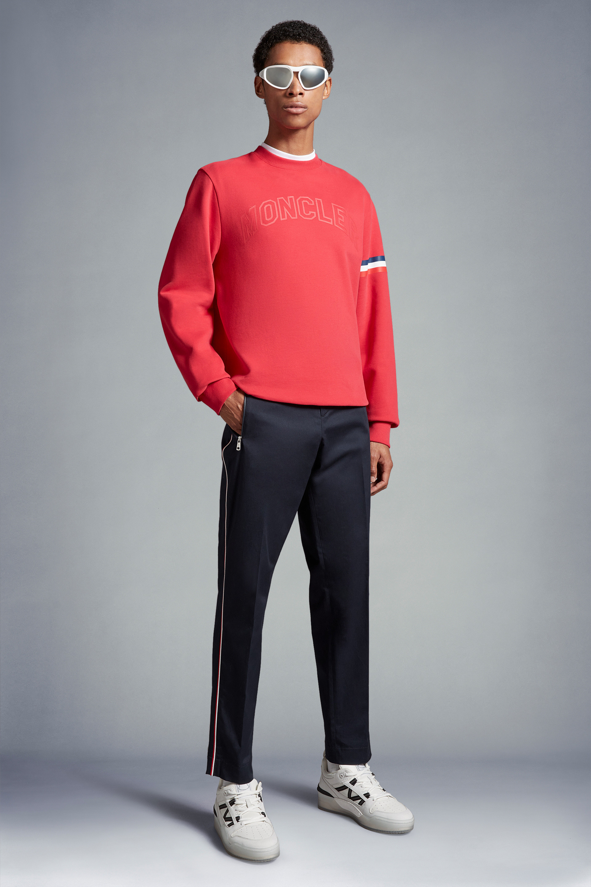 Moncler Gabardine Pants Fit for a range of occasions