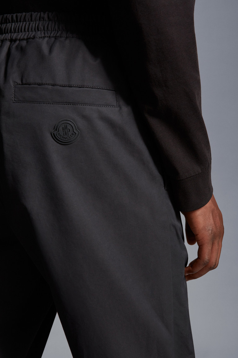 Black Cotton & Nylon Jogging Pants Pants & Shorts for Men Moncler US