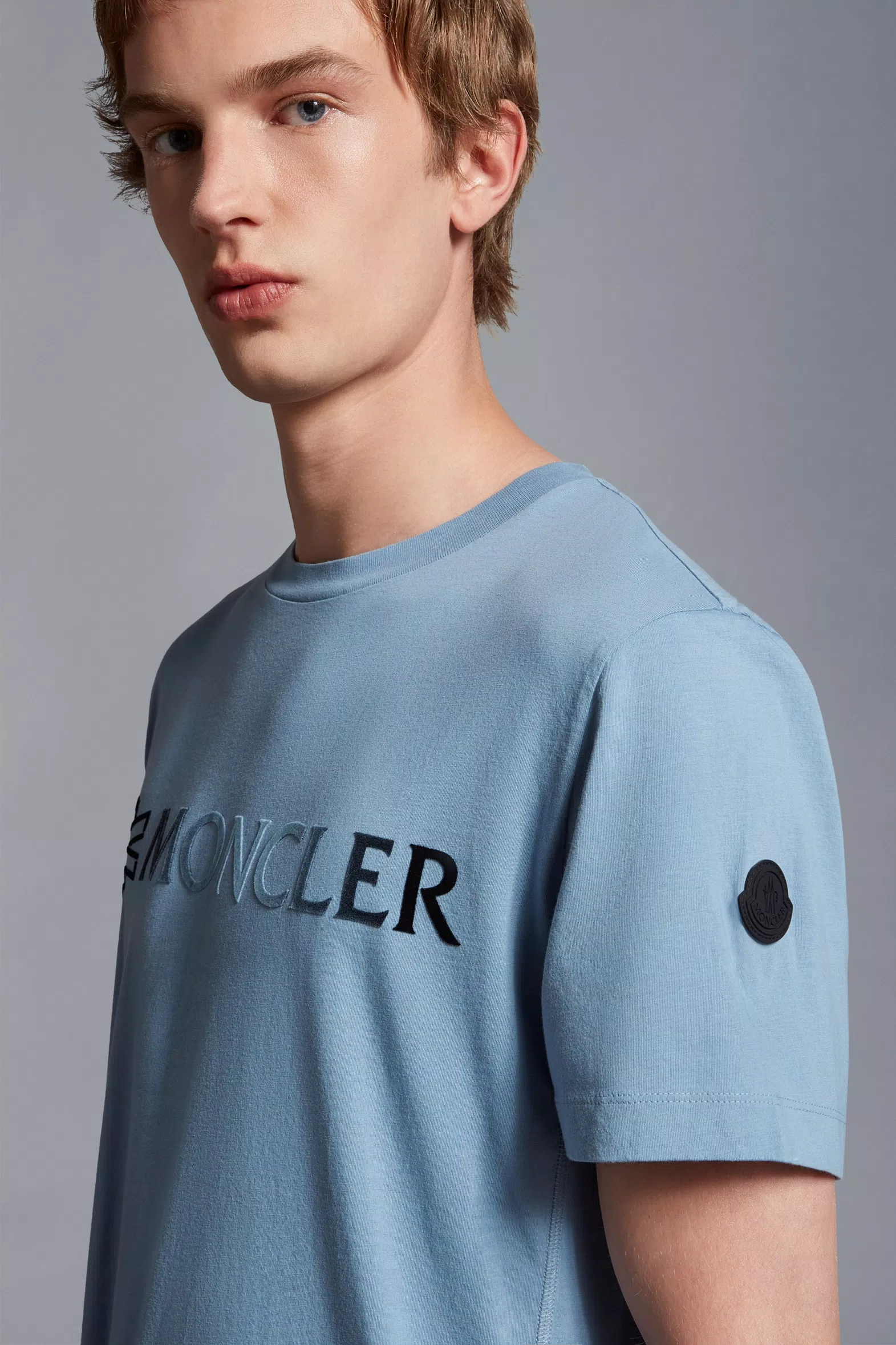 Powder Blue Logo T-Shirt - Polos & T-shirts for Men | Moncler HK
