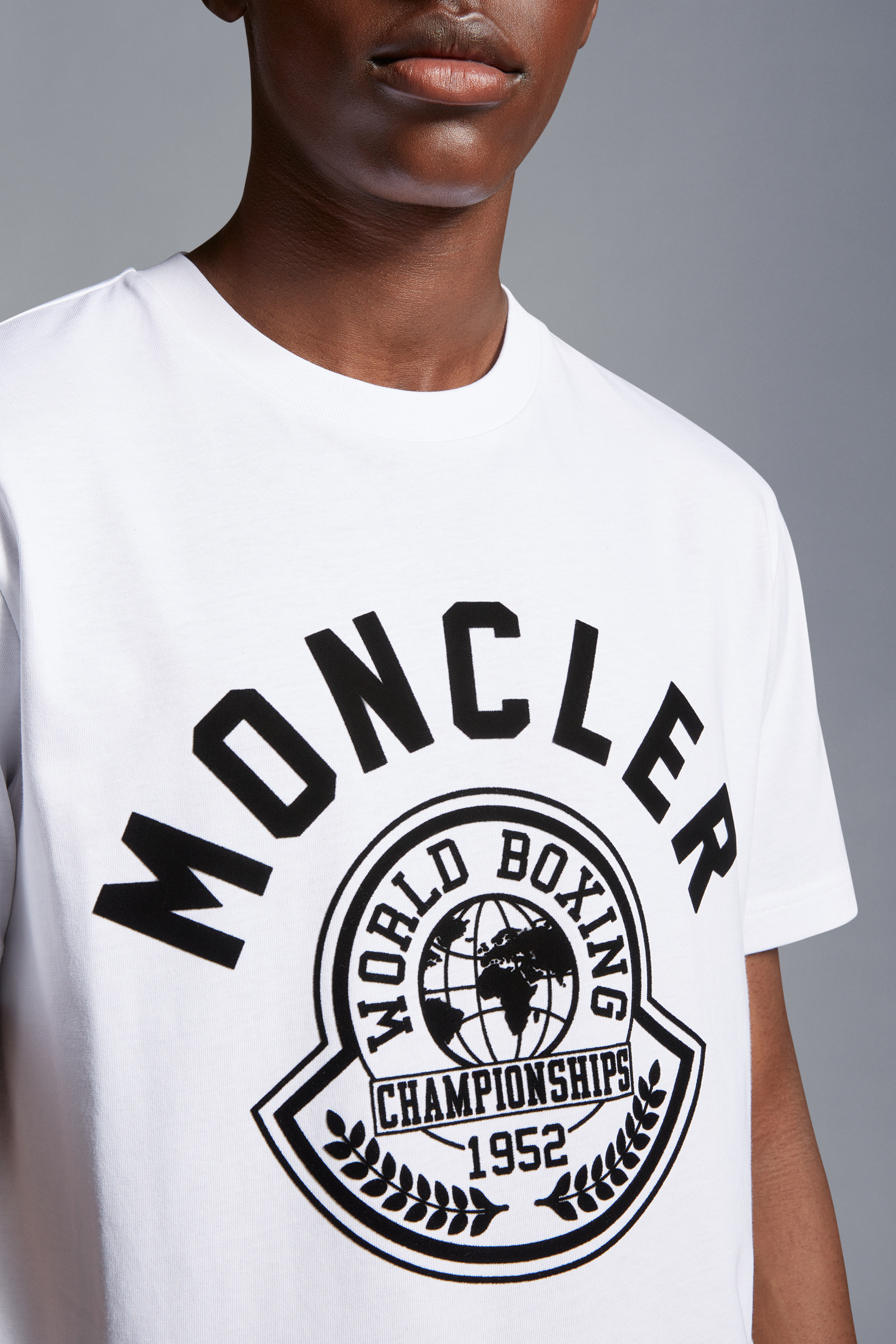 Moncler Boxing Logo Print T-shirt in Gray for Men