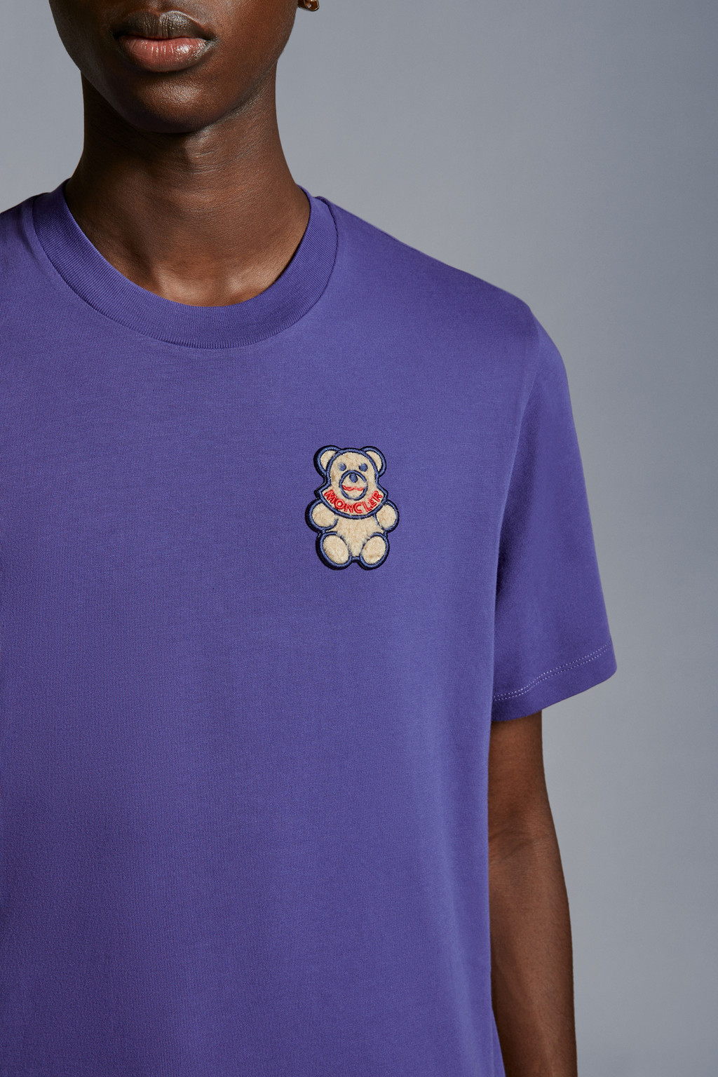 Purple Teddy Bear Patch TShirt Polos & Tshirts for Men Moncler FR