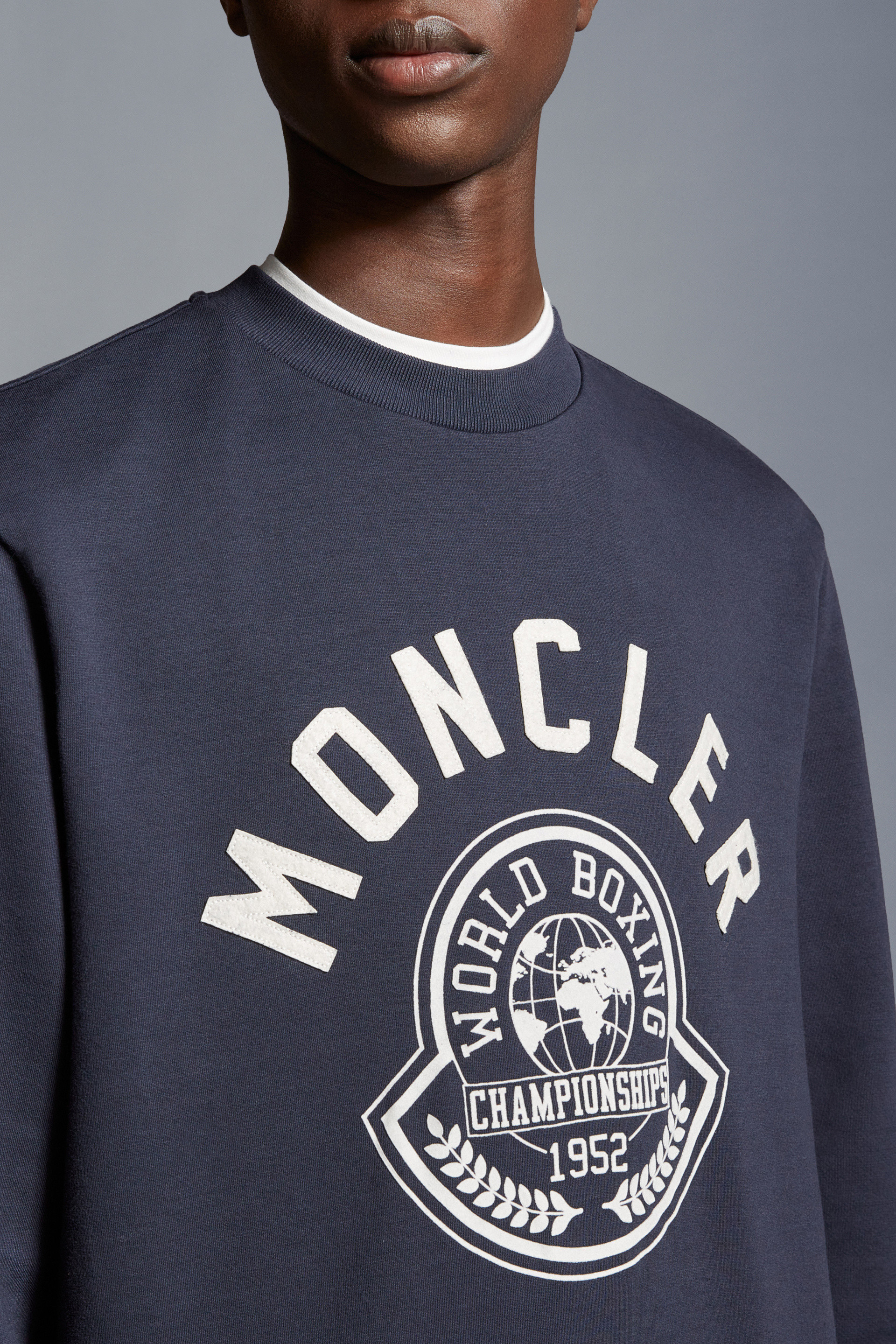 Moncler sweatshirt clearance blue